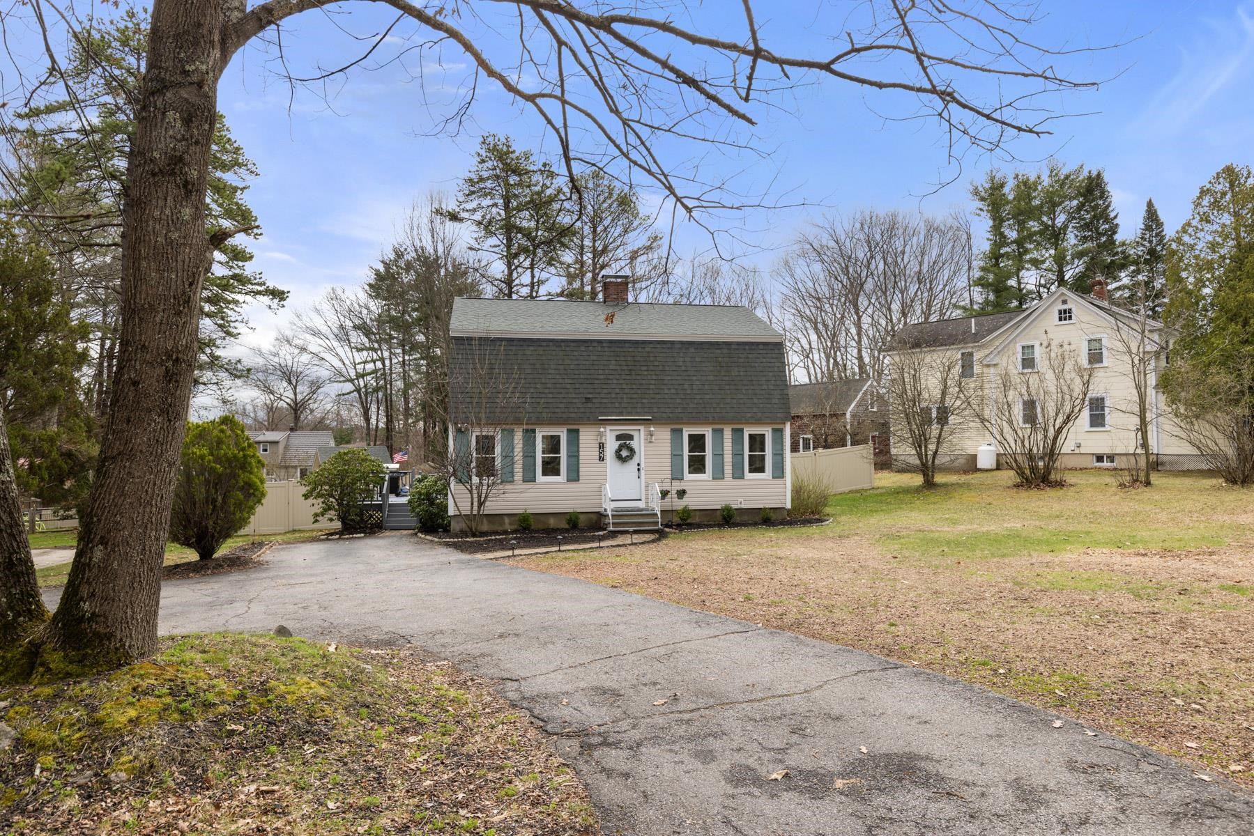 157 Exeter Road Newmarket, NH Photo