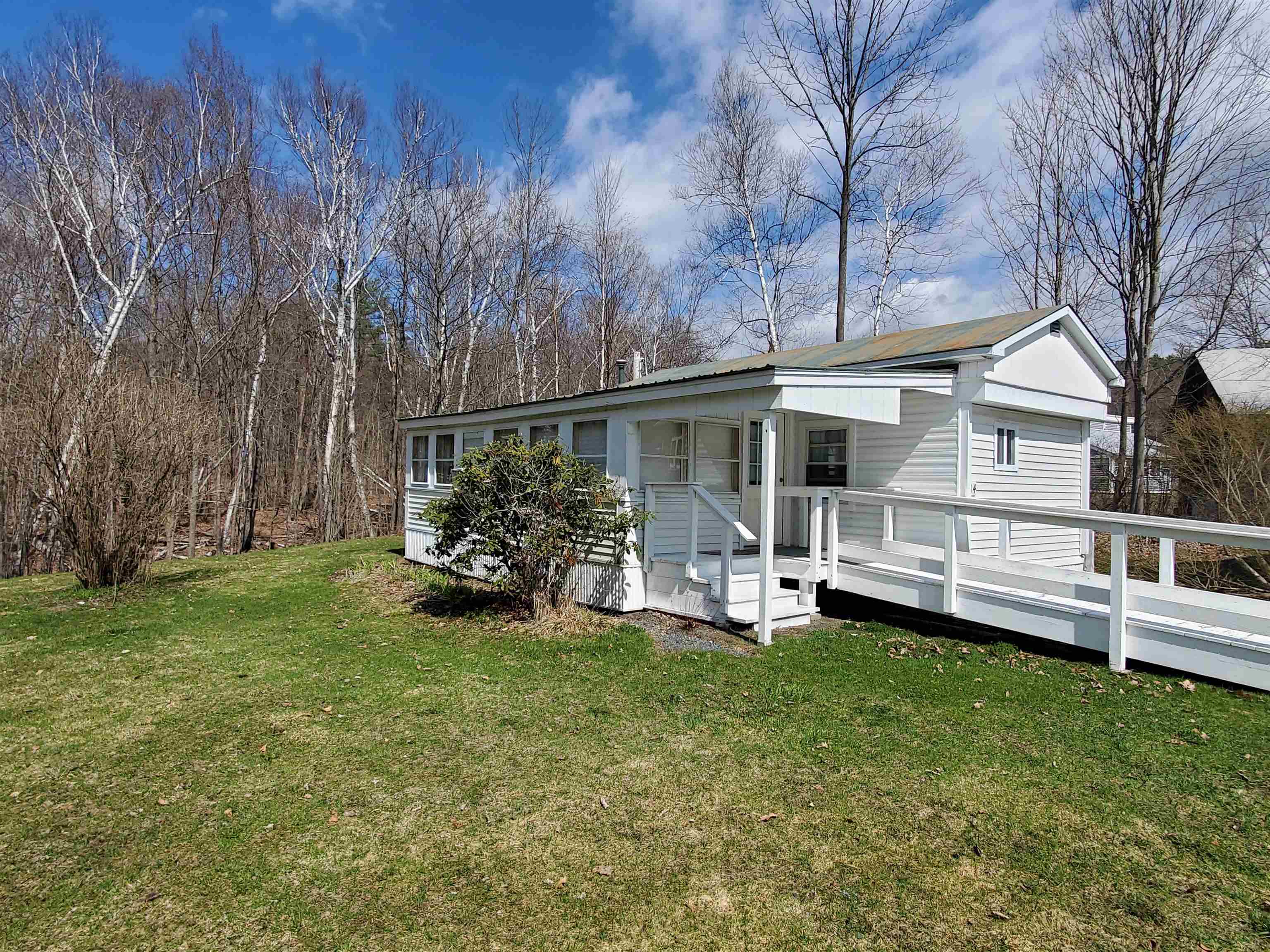 LEBANON NH Mobile-Manufacured Home for sale $$99,900 | $129 per sq.ft.