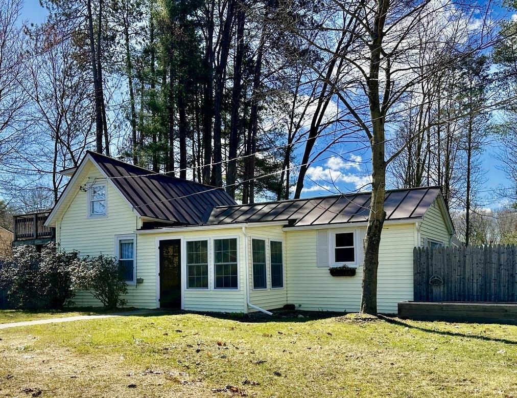 Hartford VT Home for sale $318,000