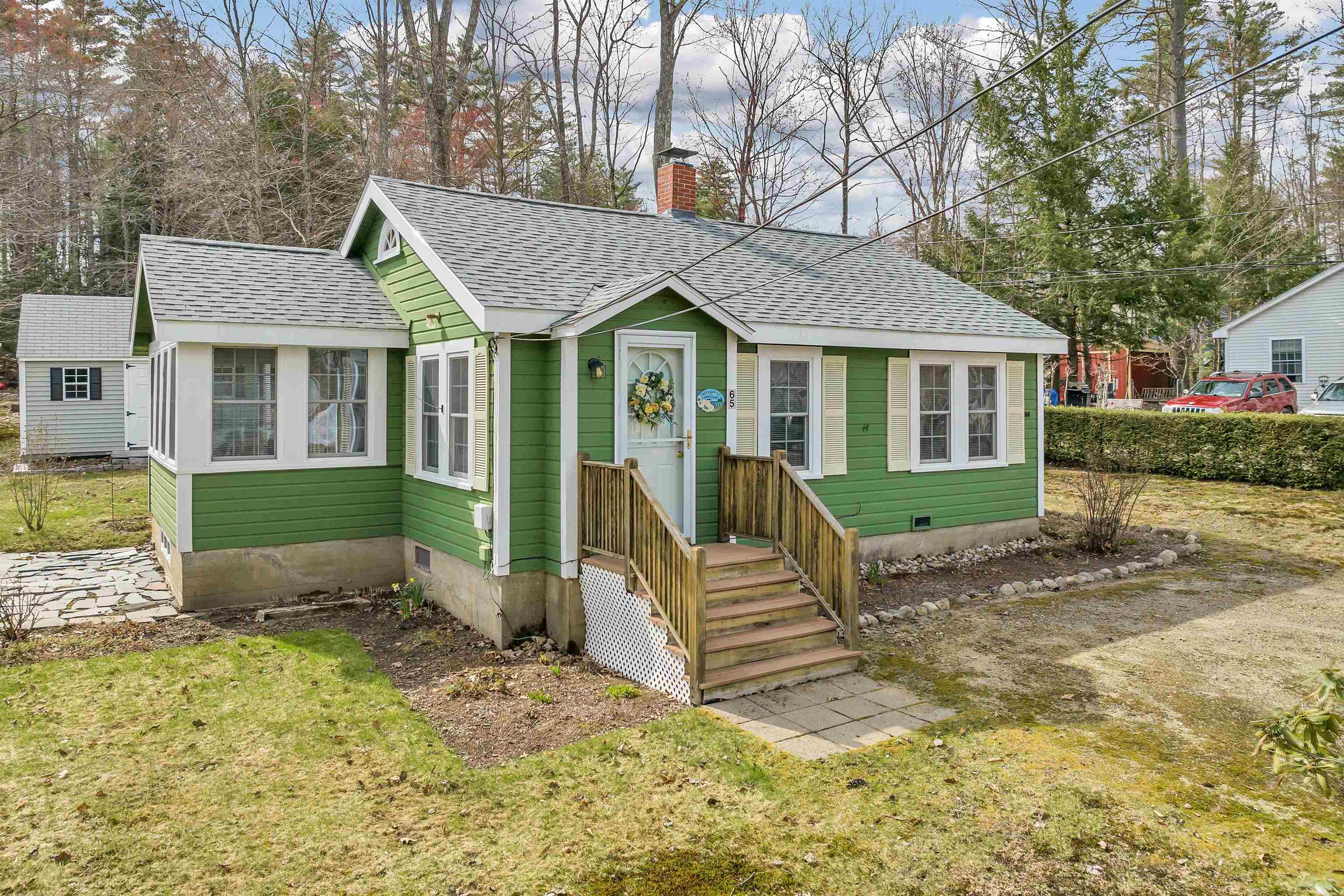 Bristol NH Home for sale $395,000