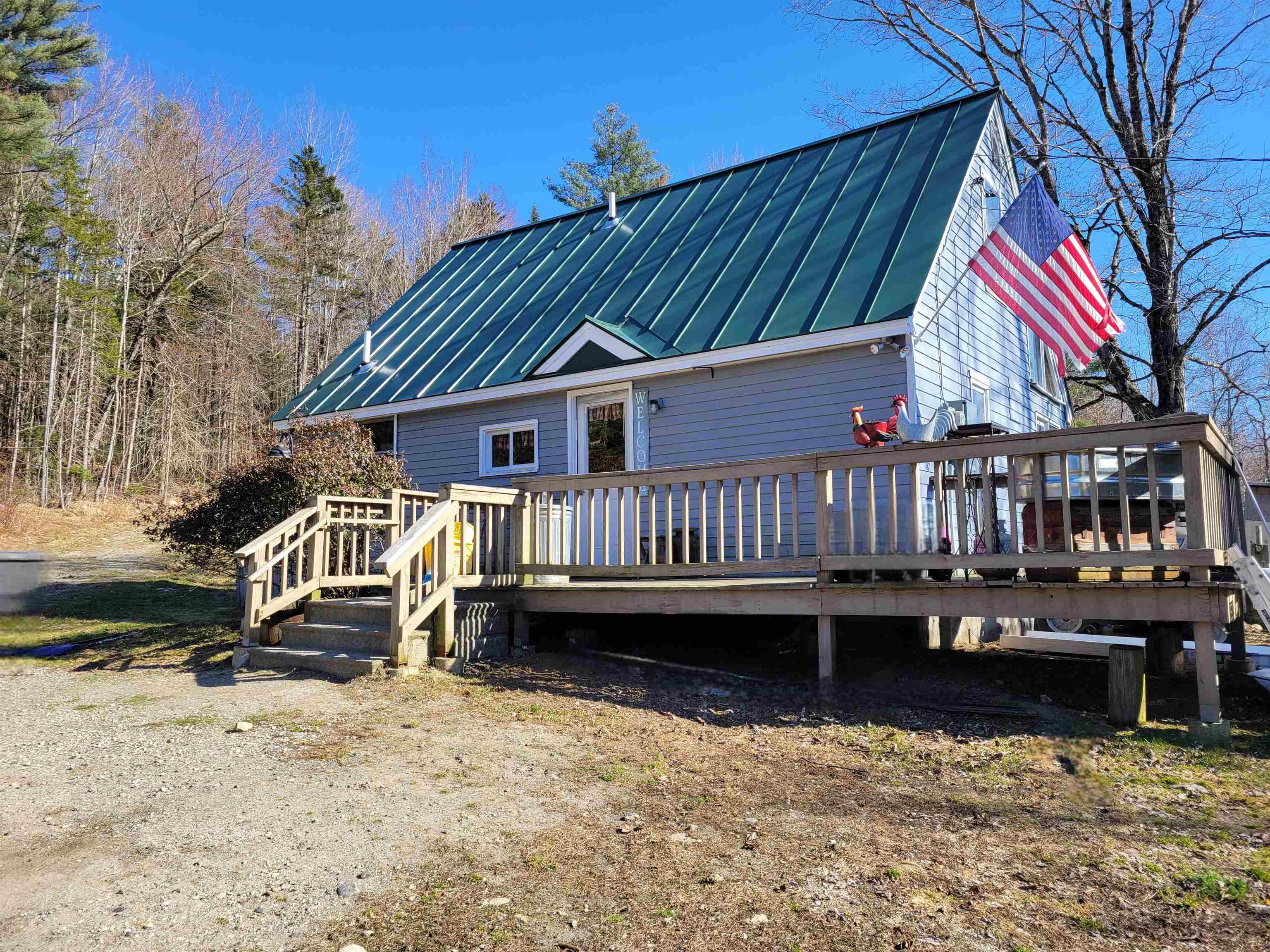 1.5 Story Single Family Home in Canaan NH
