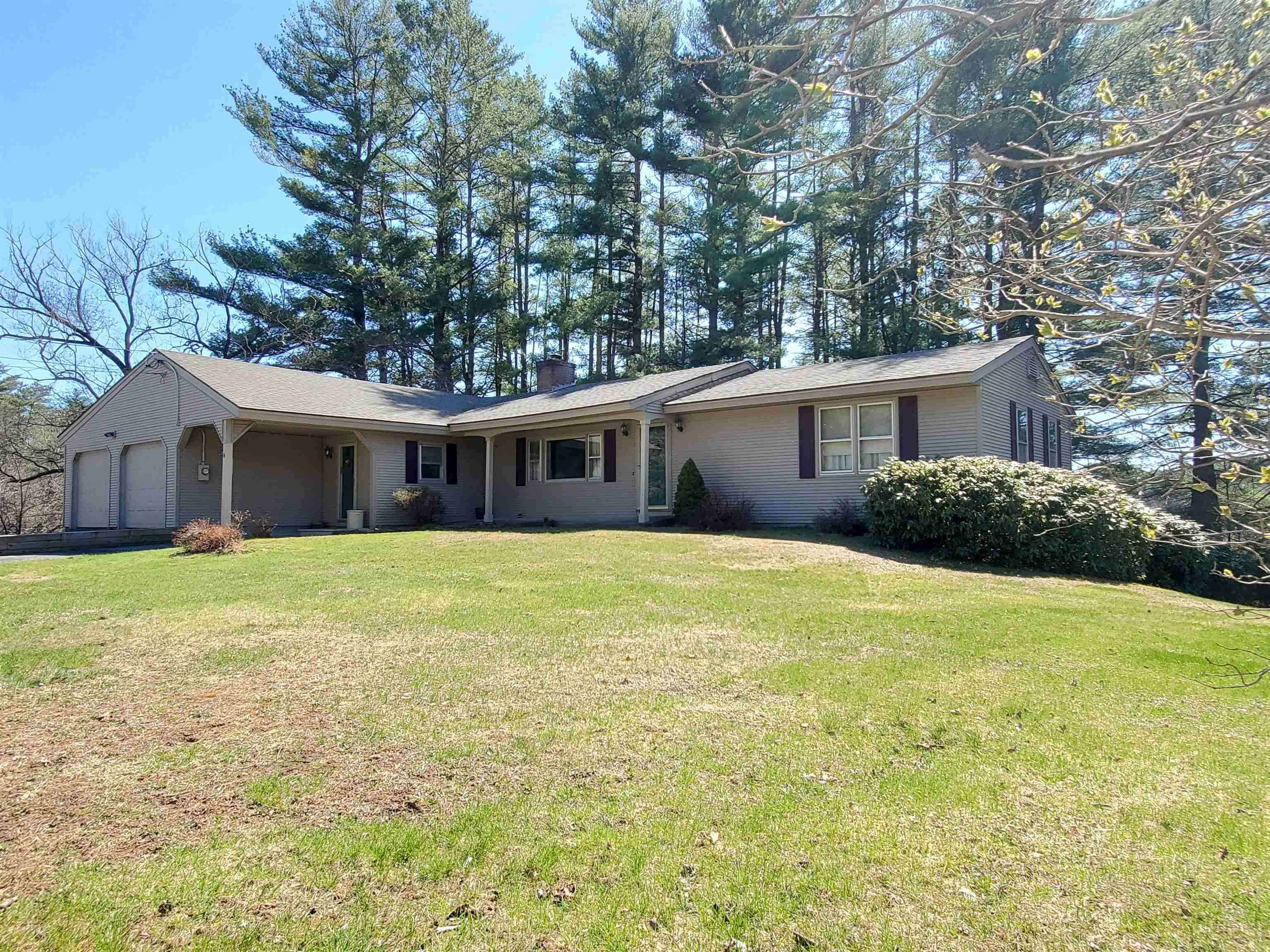LEBANON NH Home for sale $$419,900 | $292 per sq.ft.