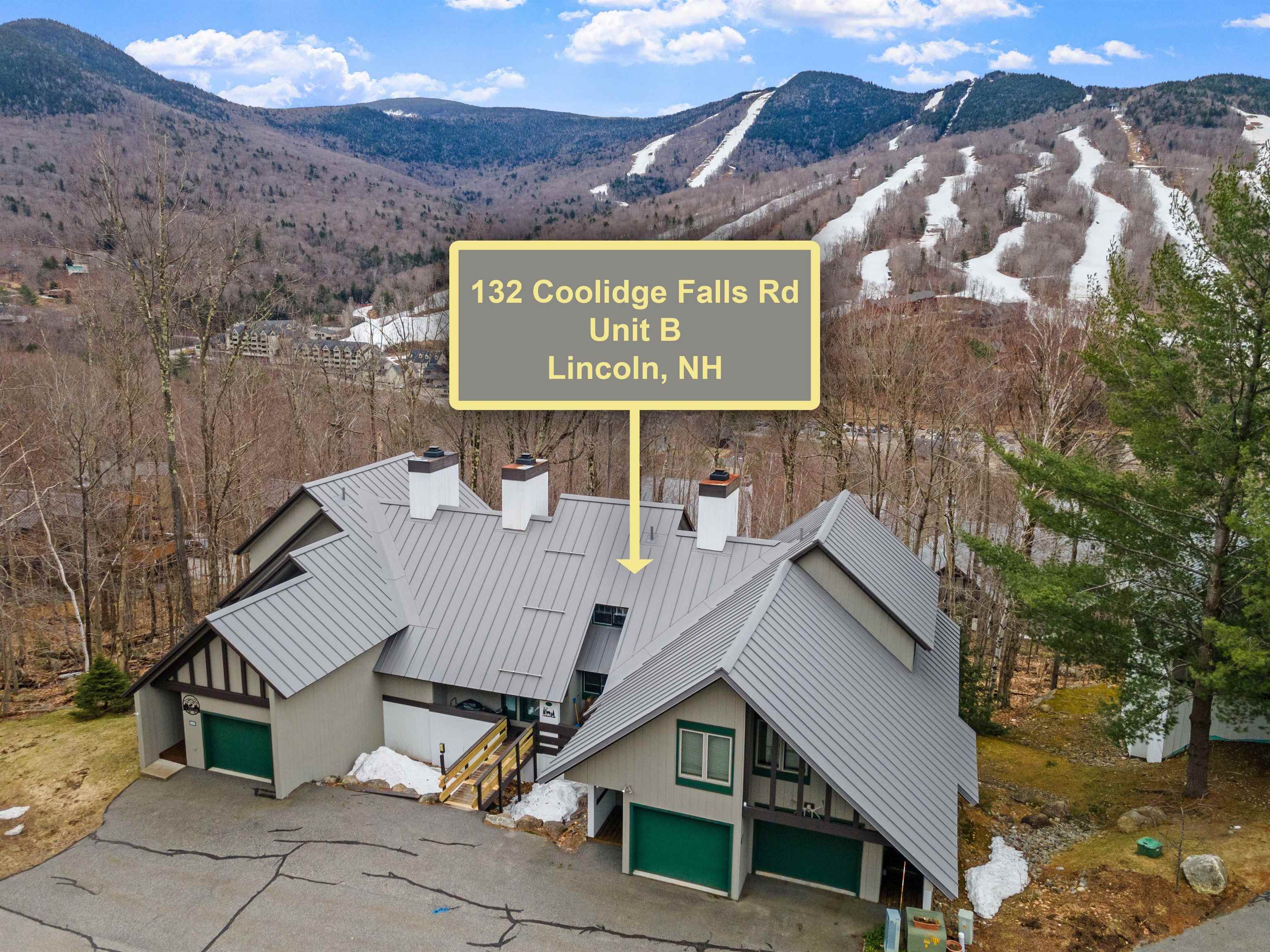 Lincoln NH Home for sale $1,125,000 $924 per sq.ft.