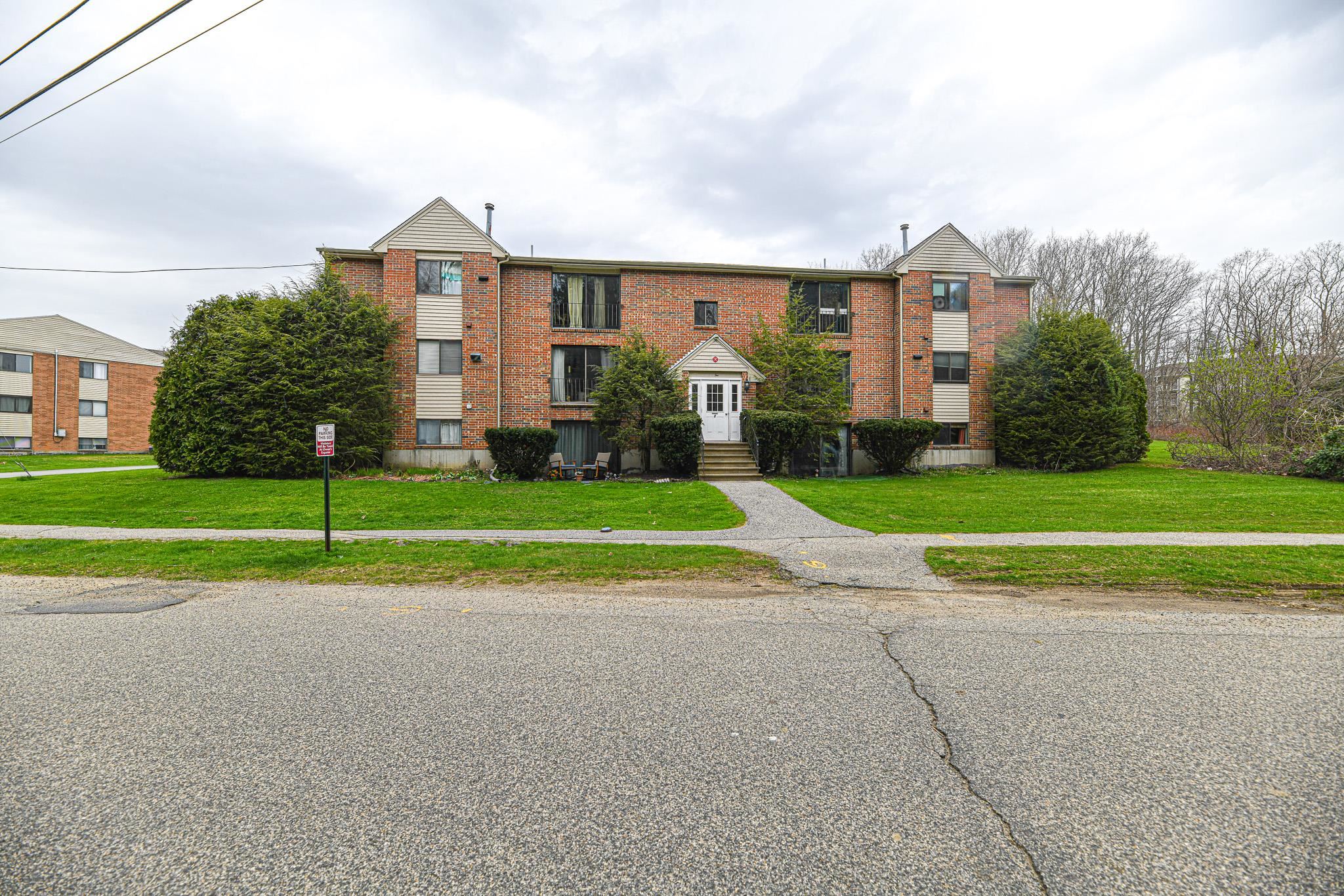 MLS 4992818: 2 Brookside Drive-Unit 11, Exeter NH