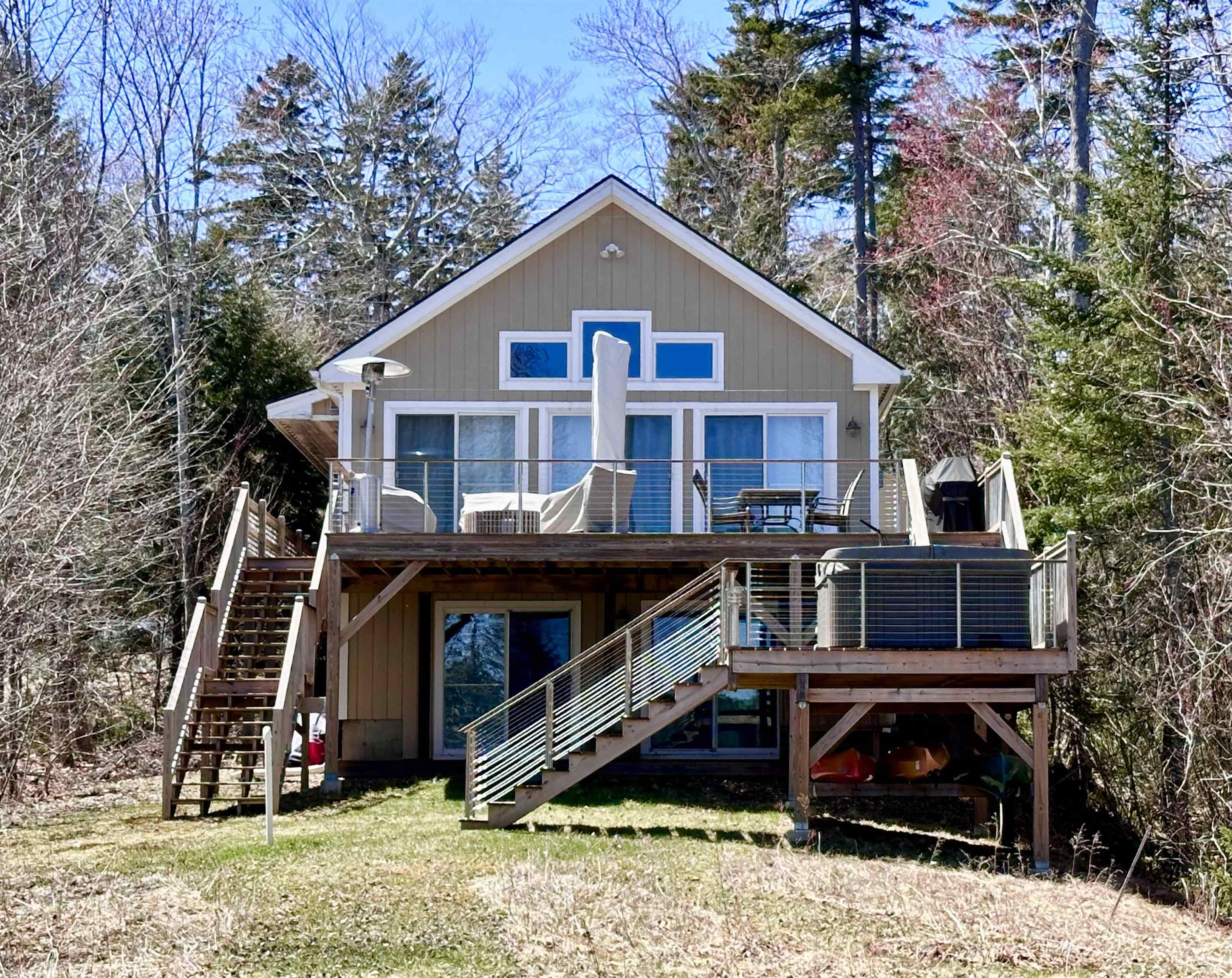 LEMPSTER NH Home for sale $$750,000 | $919 per sq.ft.