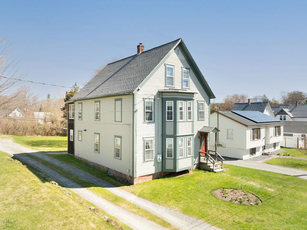 Hartford VT Home for sale $479,000 $172 per sq.ft.