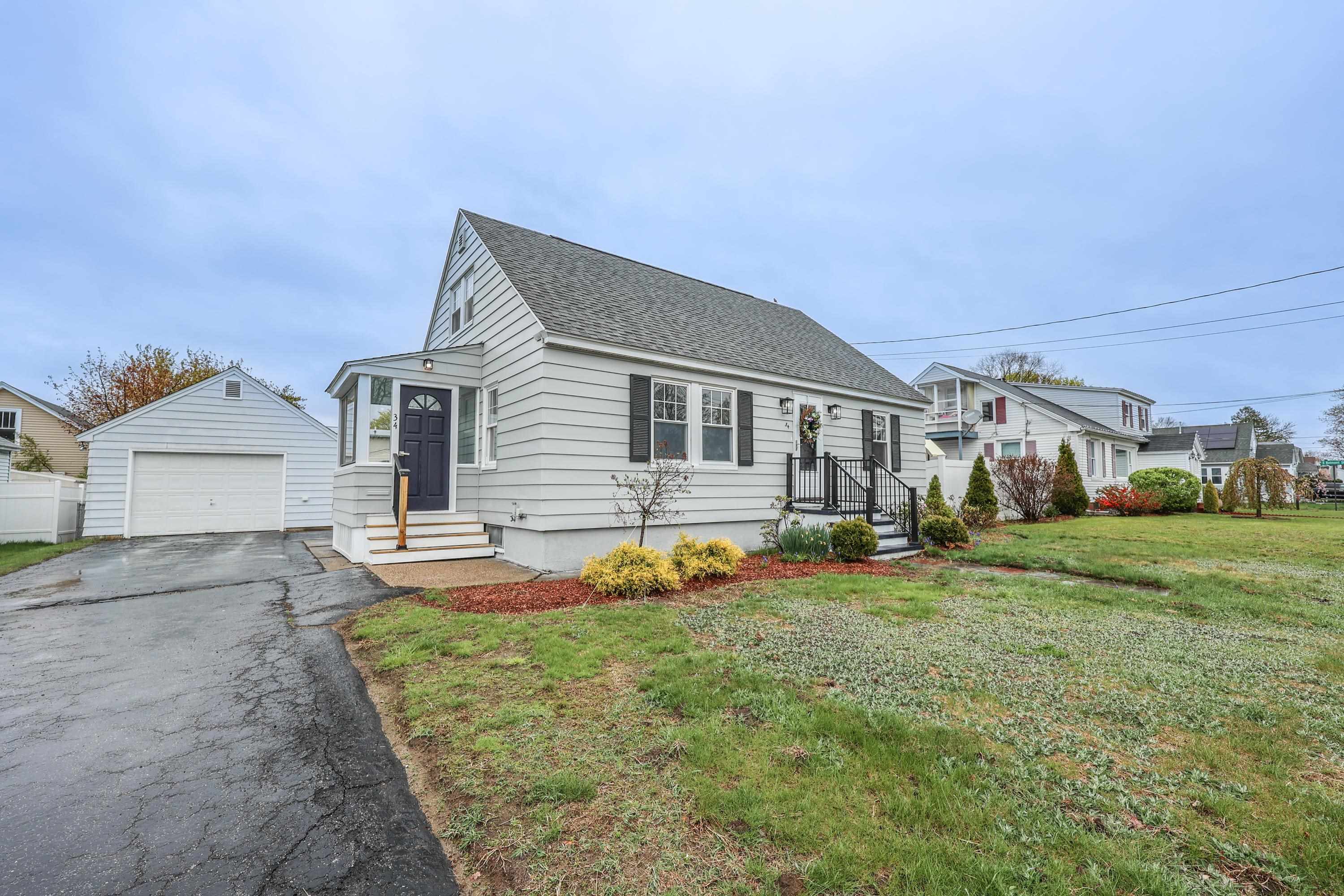 MANCHESTER NH Home for sale $$389,900 | $338 per sq.ft.