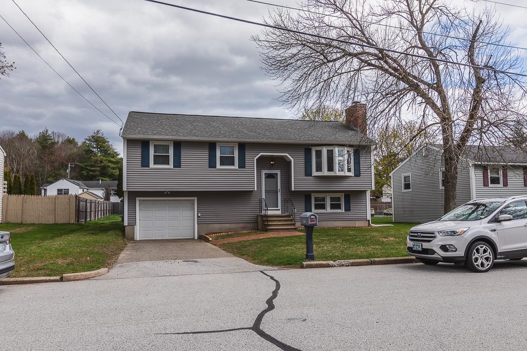 MANCHESTER NH Home for sale $$450,000 | $417 per sq.ft.