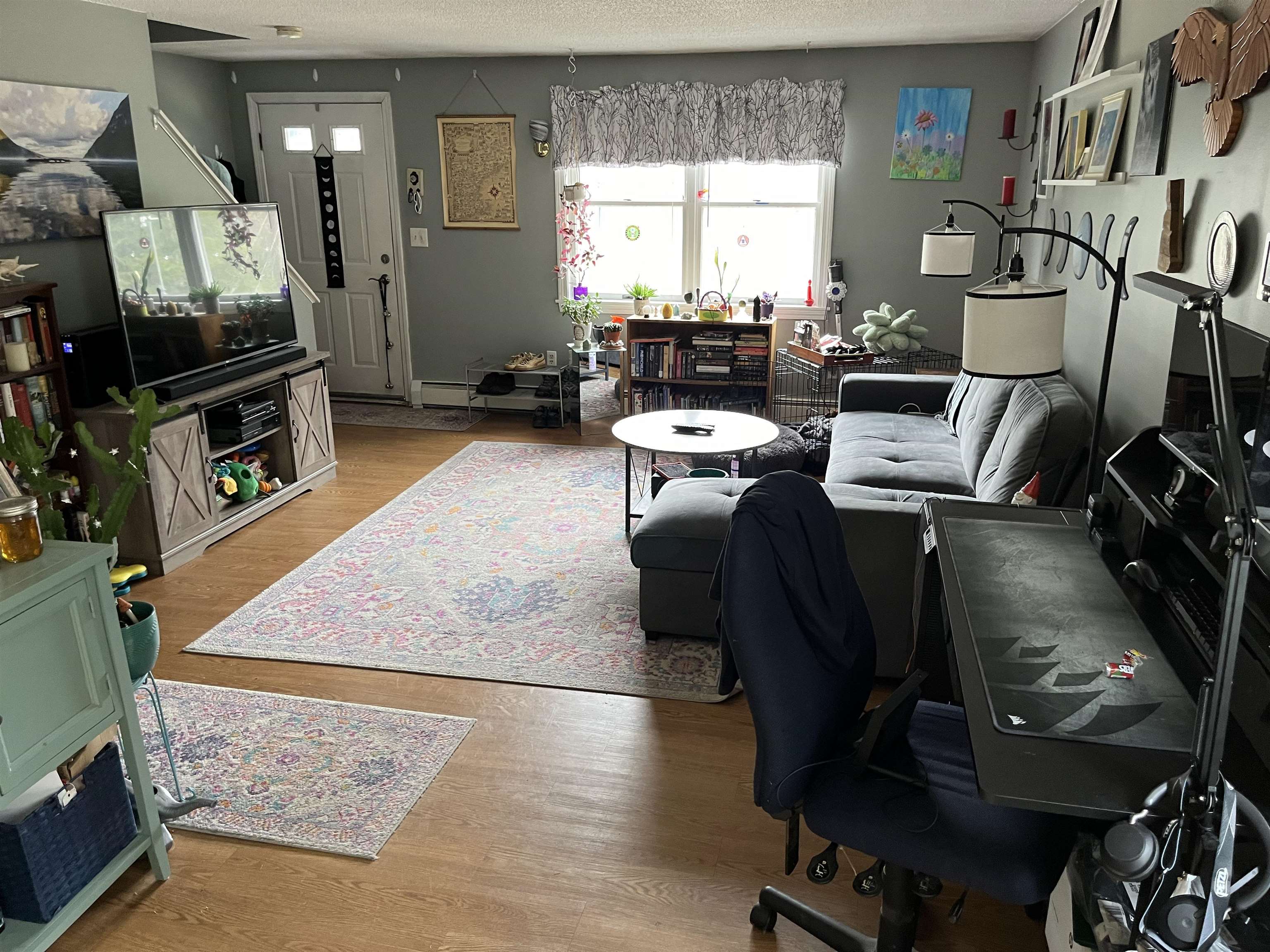 Left Side-Living-room