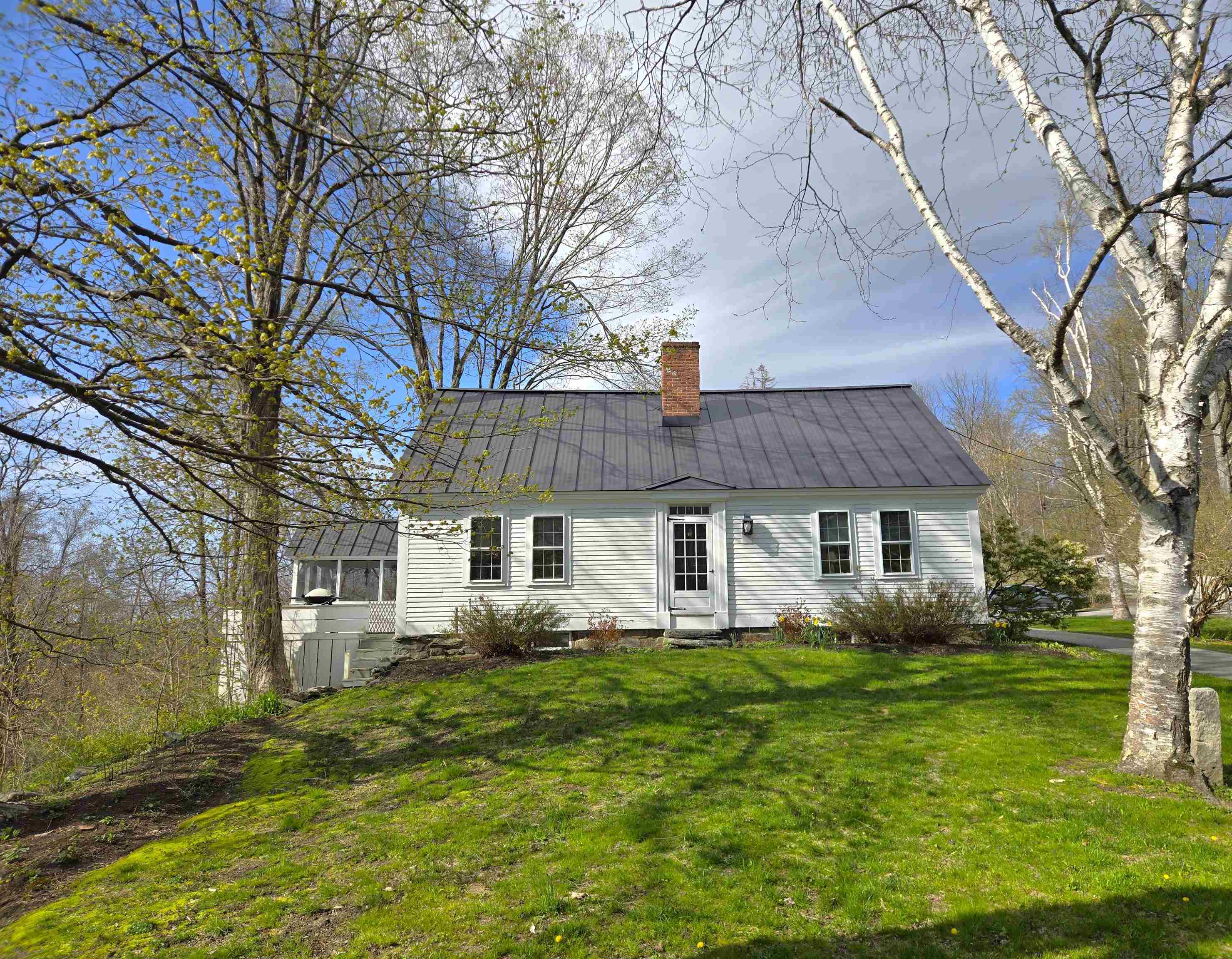 143 Streeter Hill Road Chesterfield, NH Photo