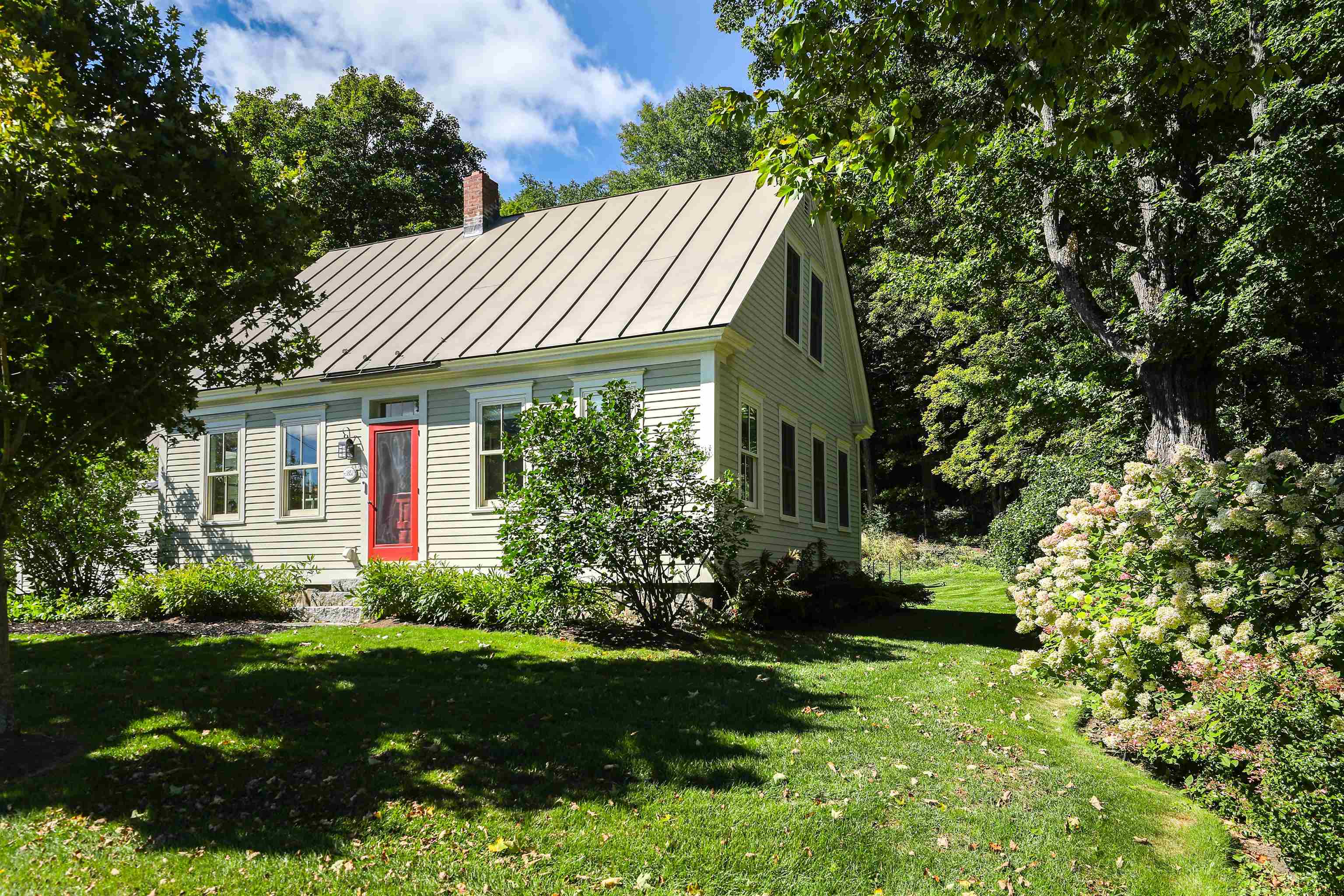 Woodstock VT Home for sale $879,000 $598 per sq.ft.