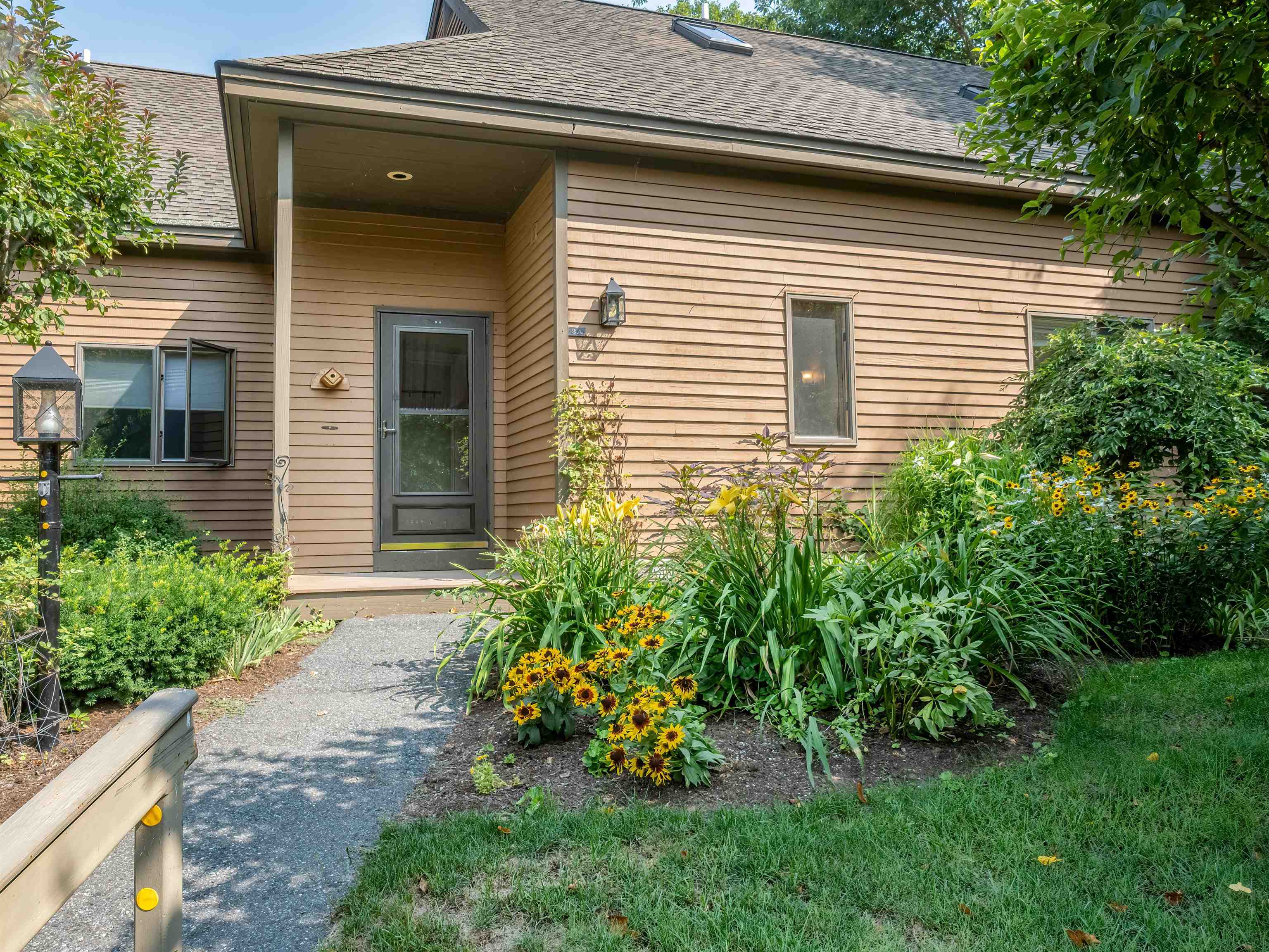 Hartford VT Real Estate Hartford Vermont Condos For Sale 1 to 15 of 28