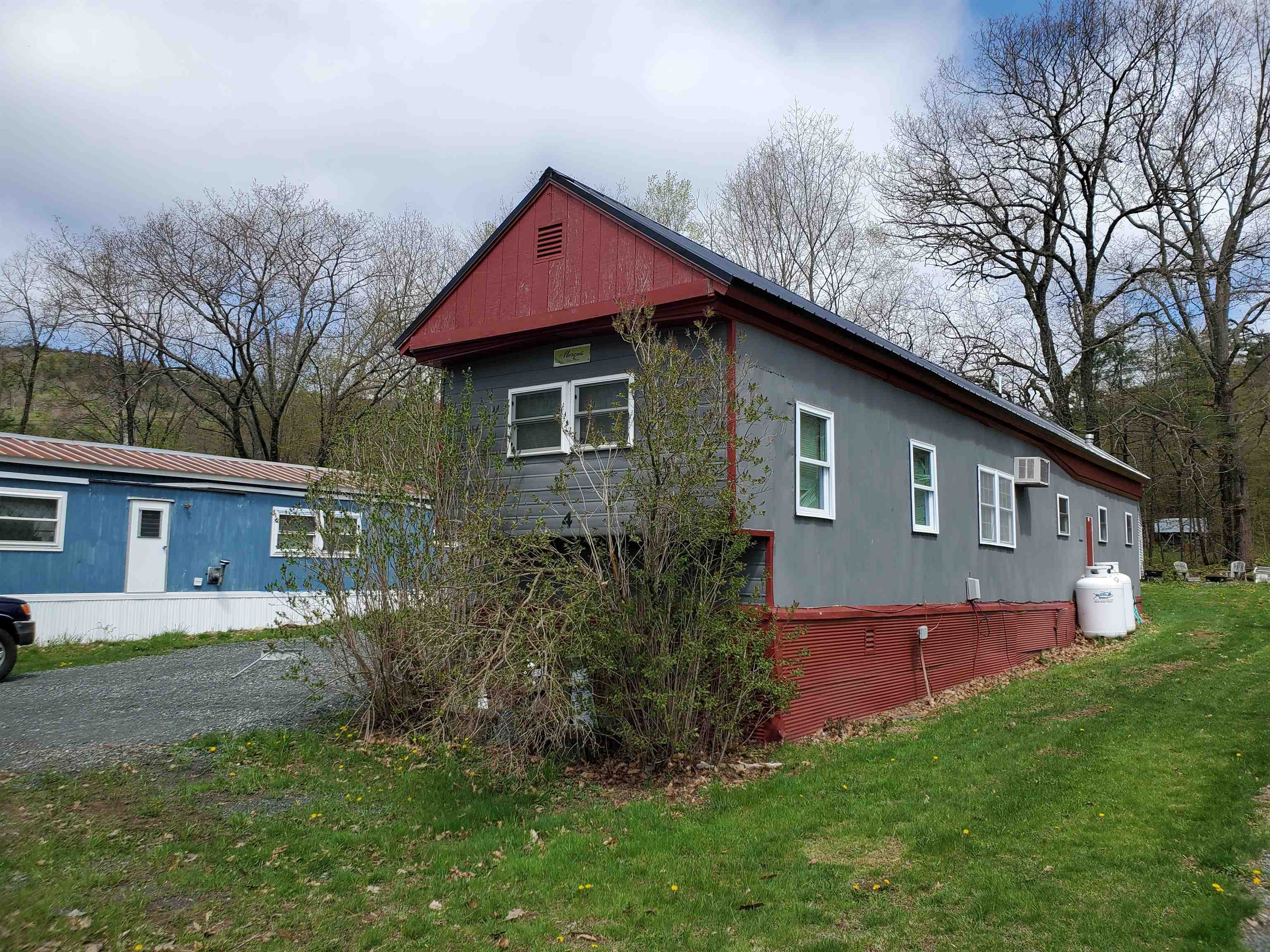 LEBANON NH Mobile-Manufacured Home for sale $$89,900 | $129 per sq.ft.