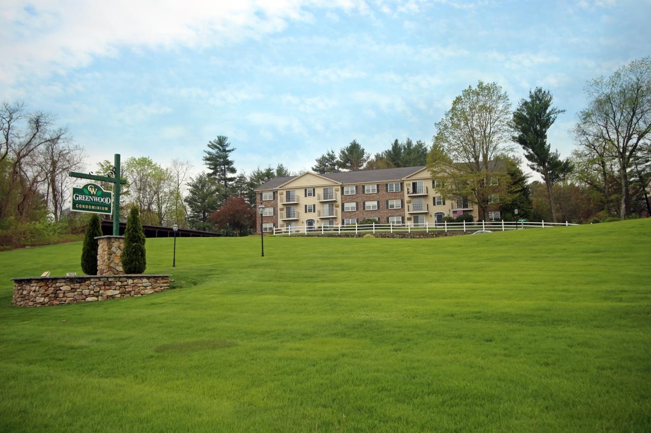 Photo of 3 Autumn Leaf Drive Nashua NH 03060