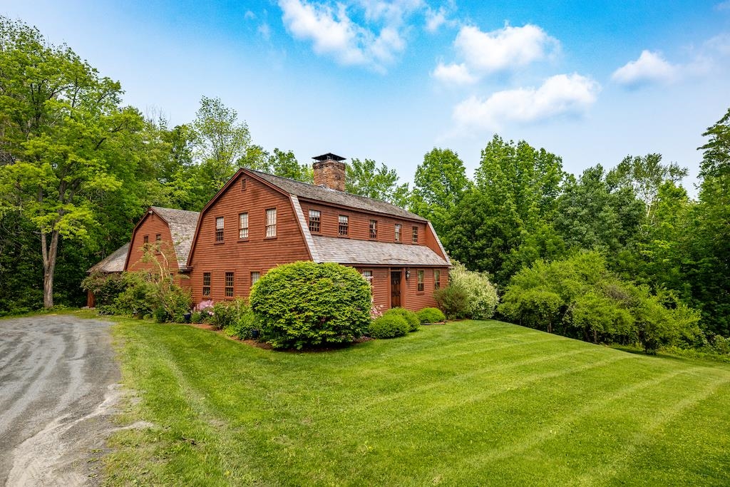 NORWICH VT Home for sale $$960,000 | $291 per sq.ft.