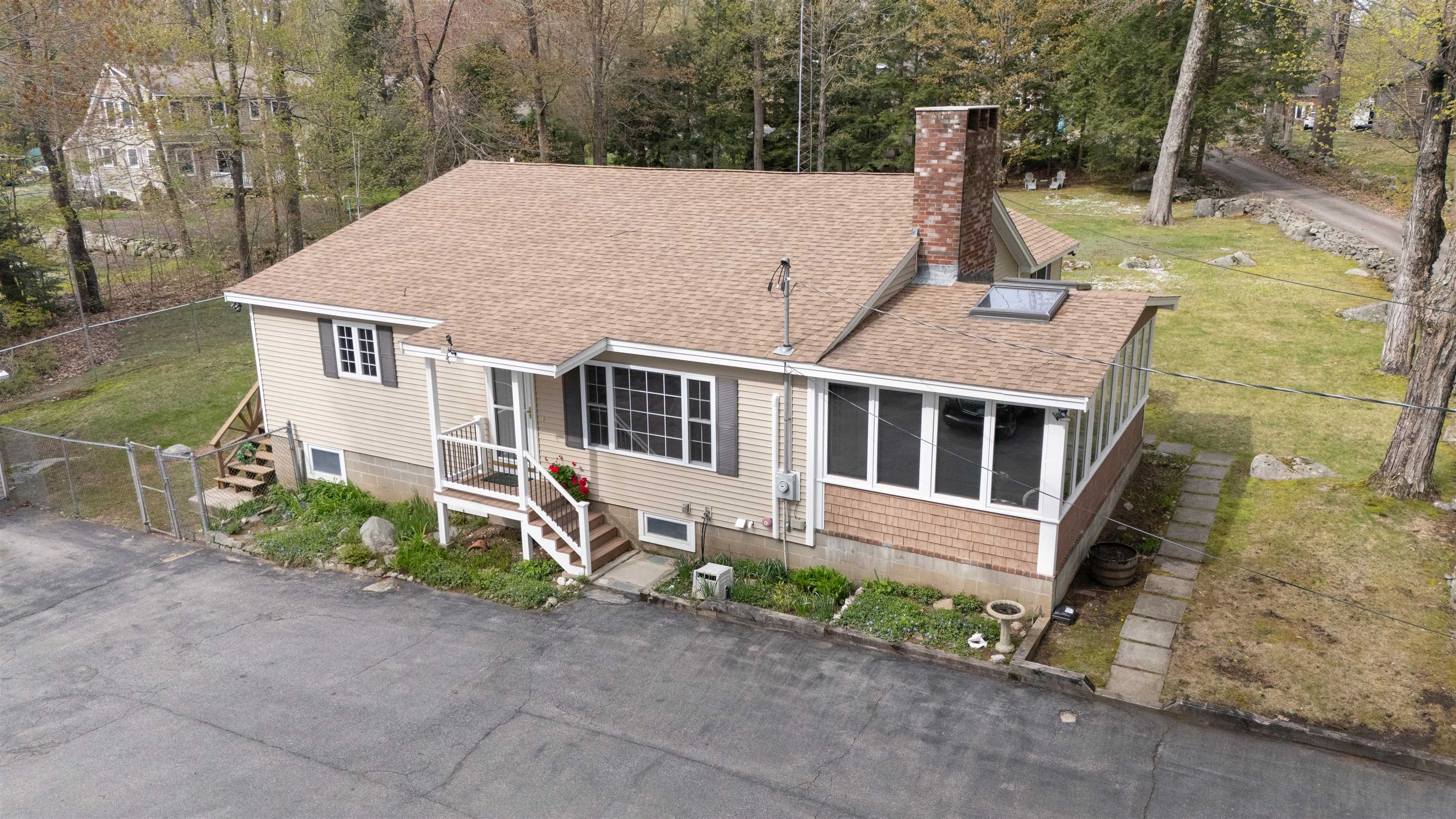 Photo of 7 Forest Road Raymond NH 03077