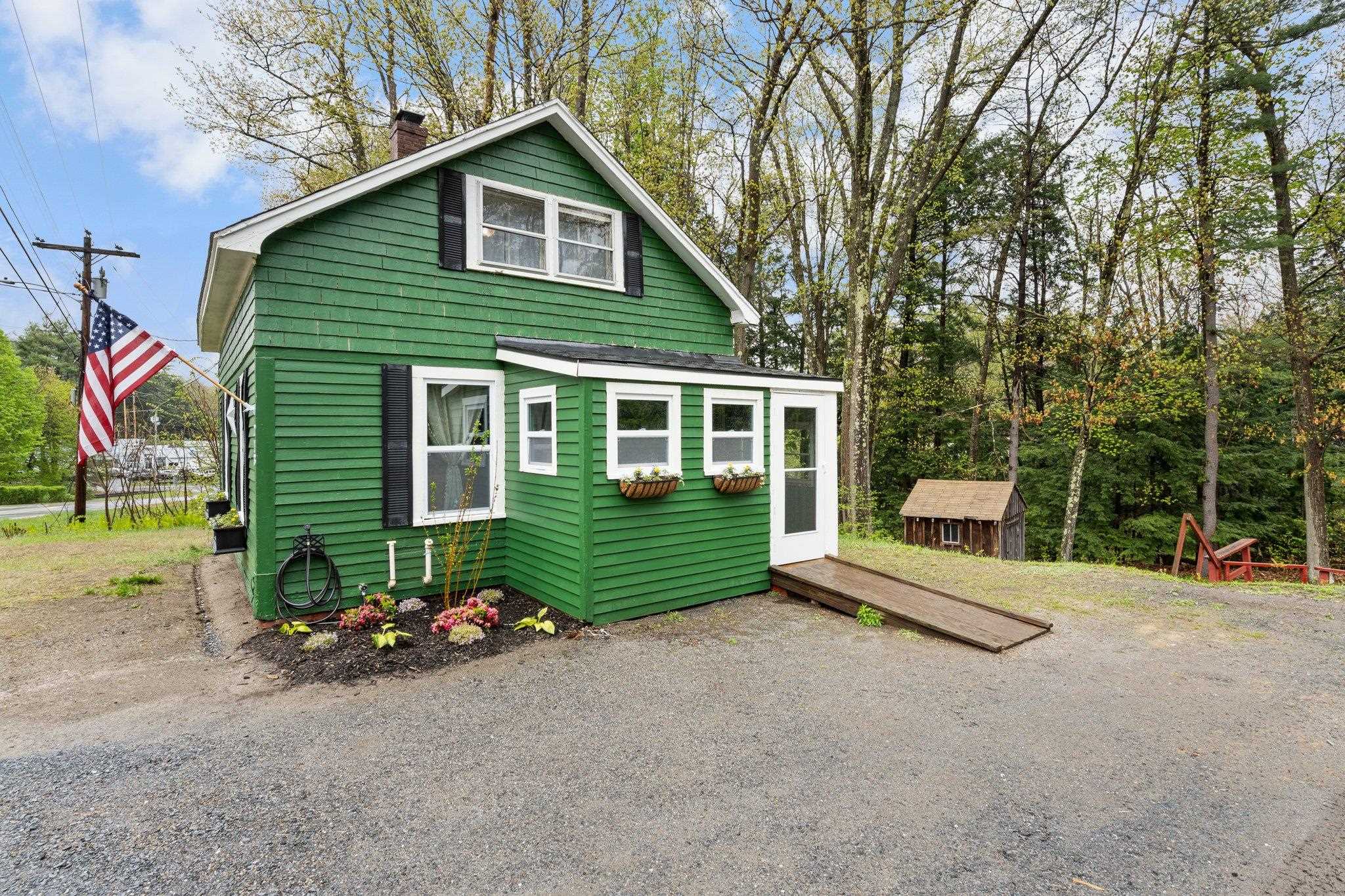 CLAREMONT NH Home for sale $$199,900 | $267 per sq.ft.