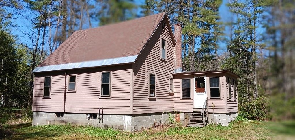 GILSUM NH Home for sale $$315,000 | $252 per sq.ft.