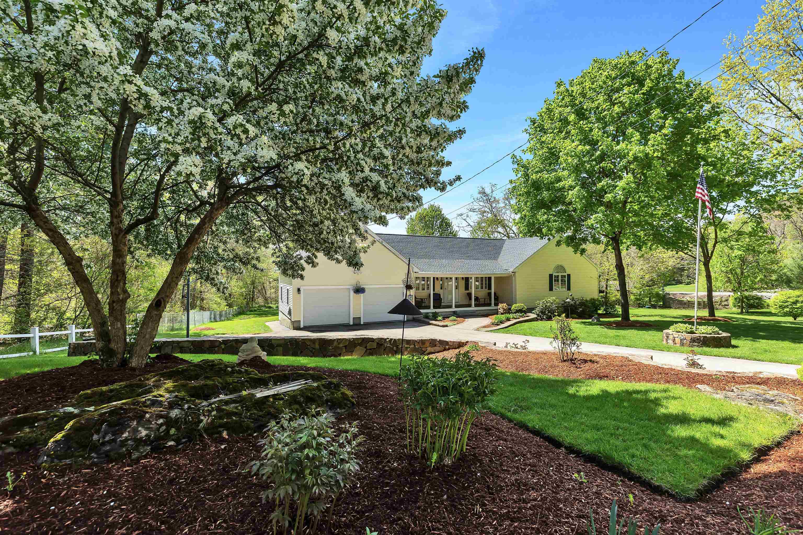 Photo of 4 Barker Road Windham NH 03087