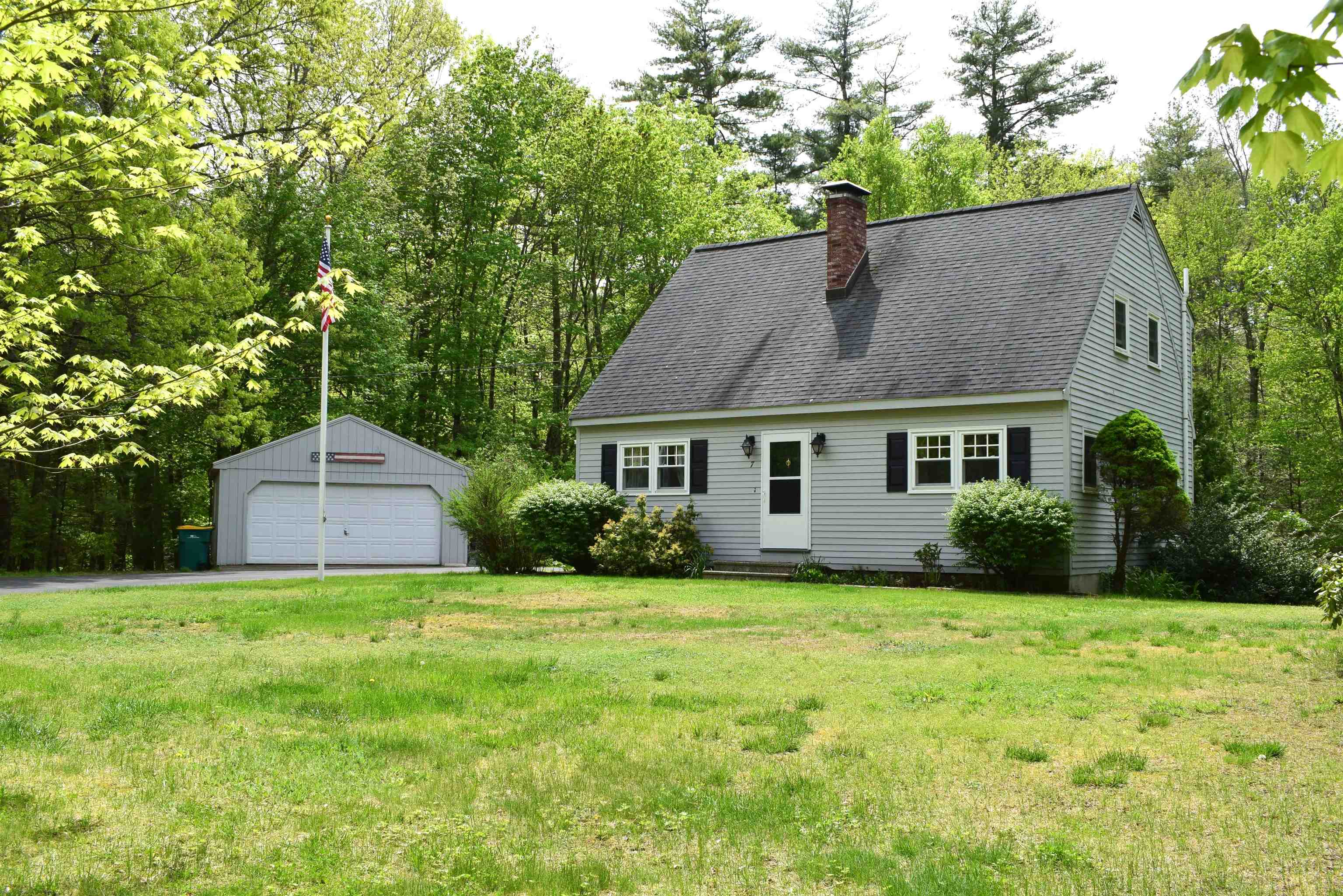 Photo of 7 Sunshine Drive Kingston NH 03848