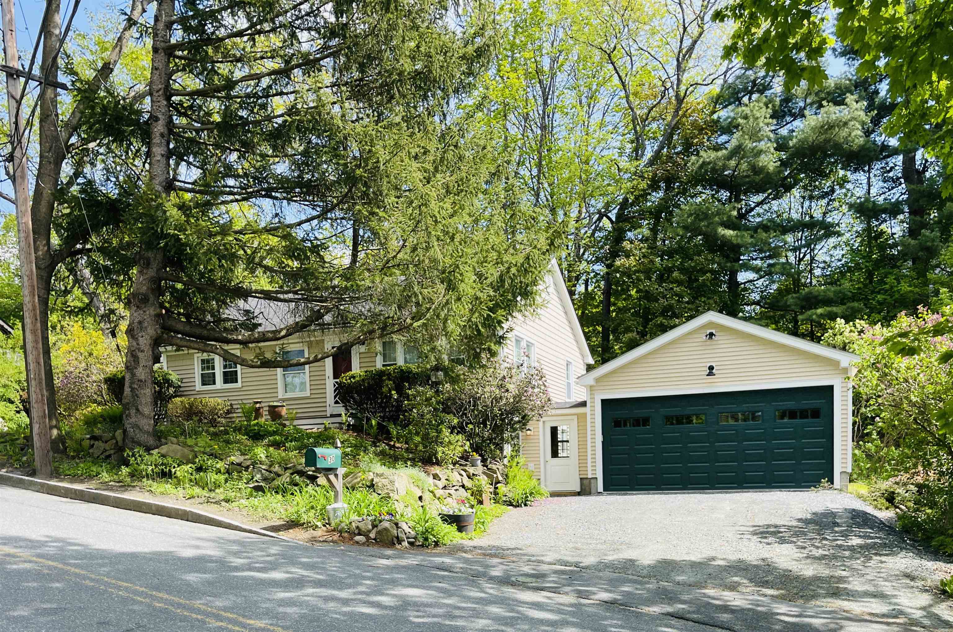 LEBANON NH Home for sale $$575,000 | $466 per sq.ft.