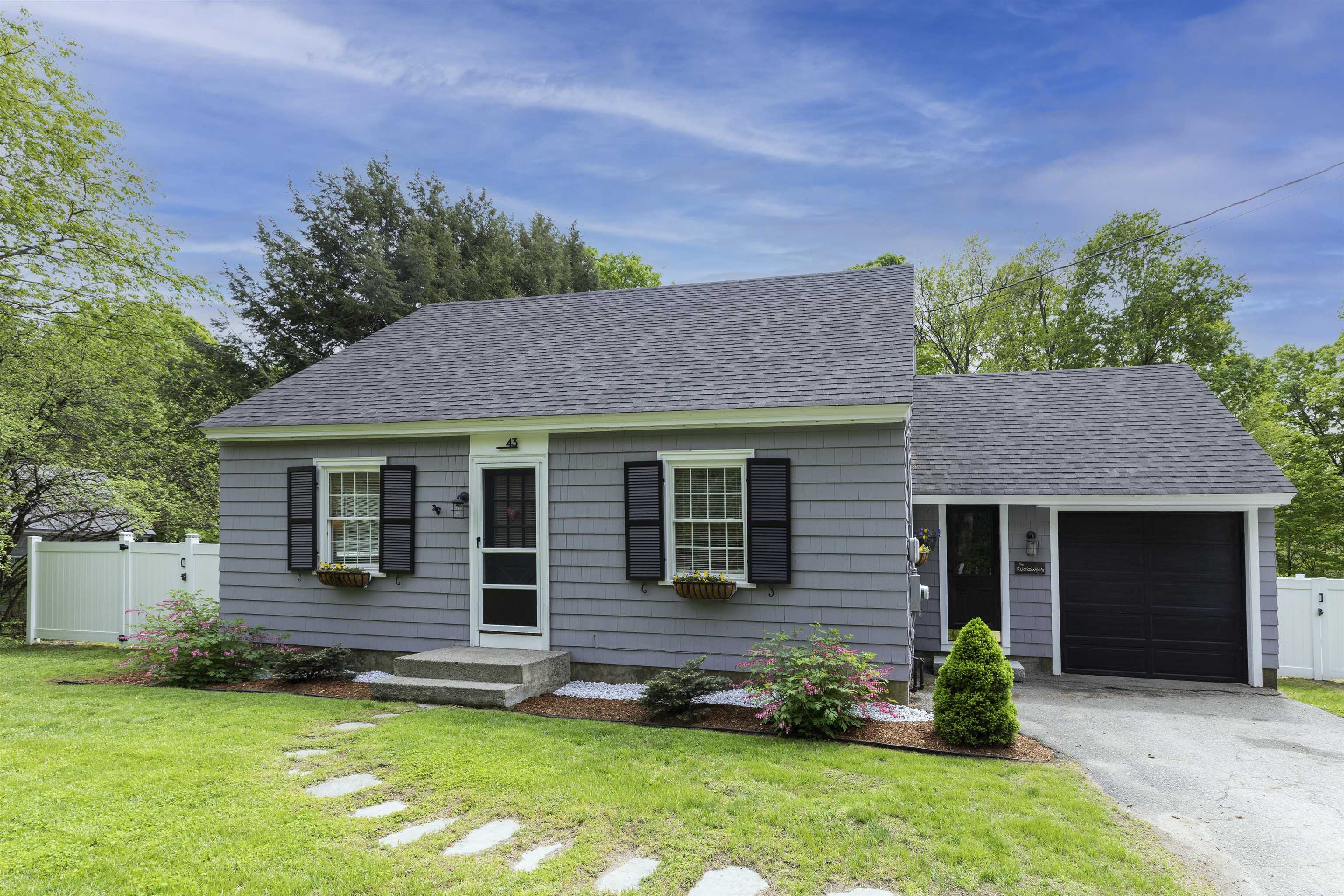 NORWICH VT Home for sale $$845,000 | $538 per sq.ft.