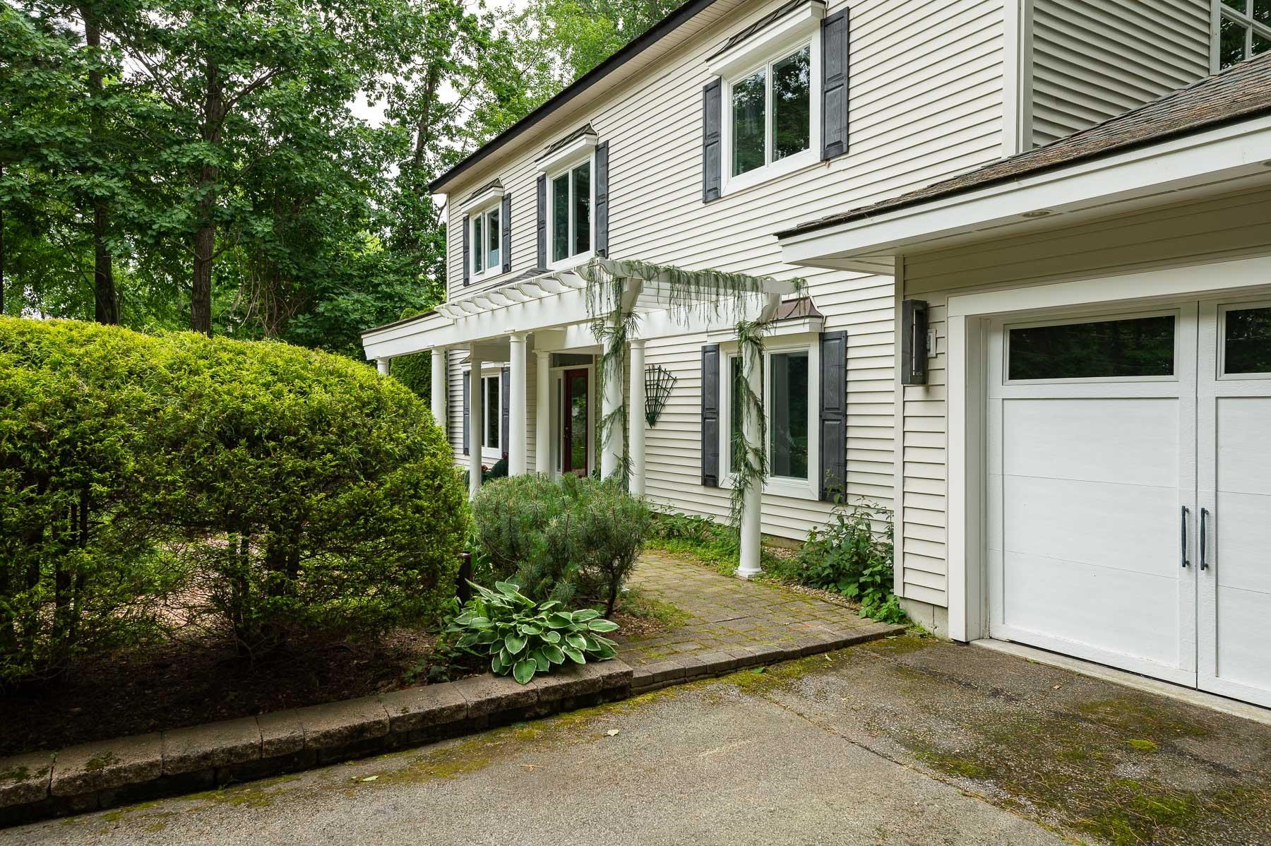 Photo of 245 Pioneer Road Rye NH 03870