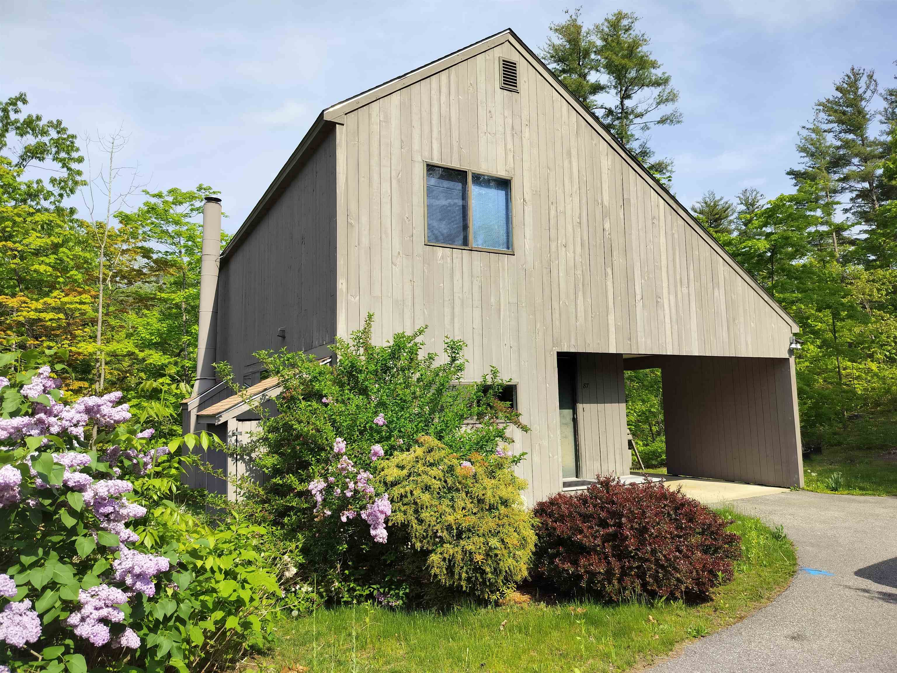 Photo of 111 Coburn Avenue Nashua NH 03063