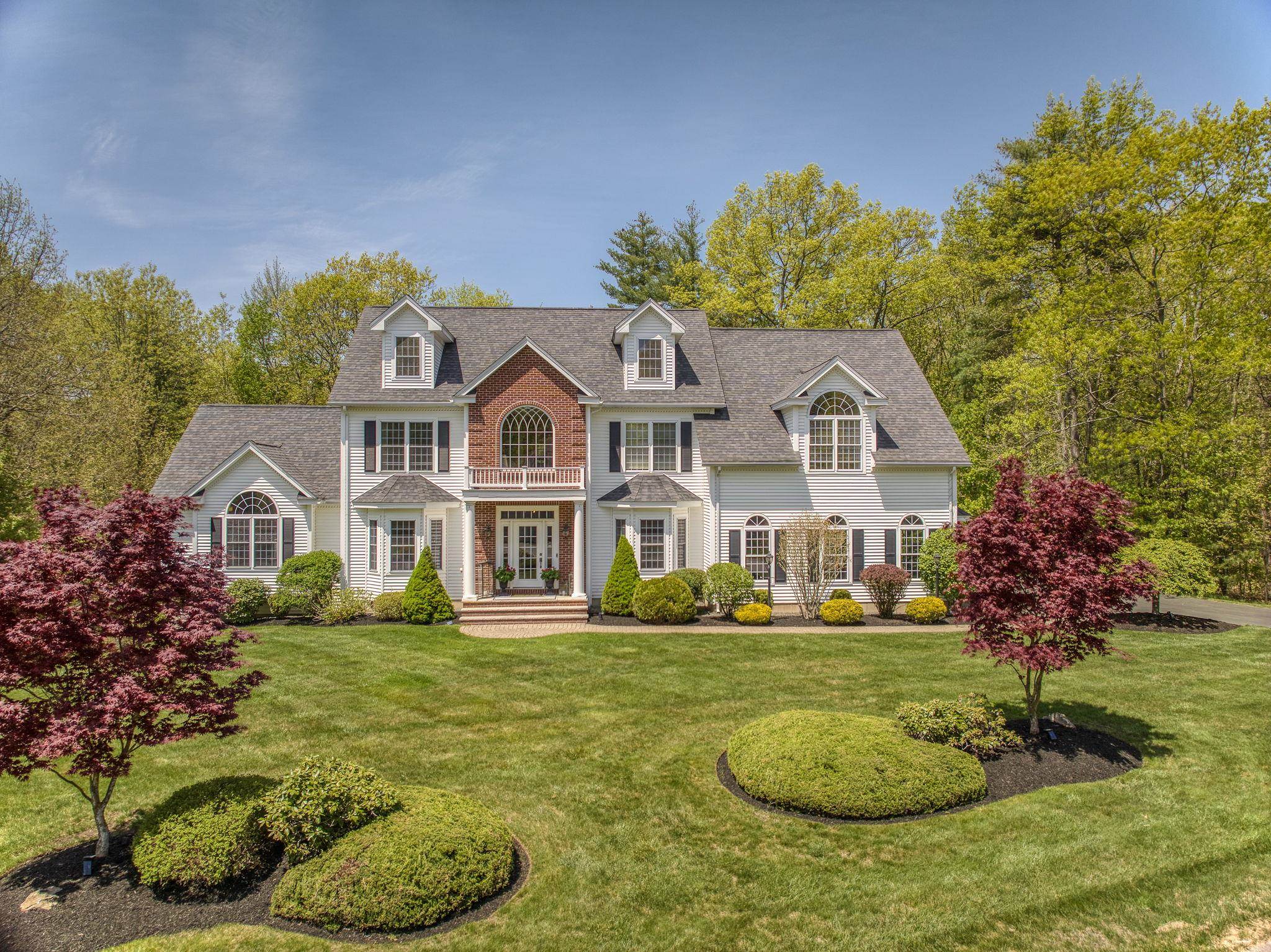 Photo of 16 Cardiff Road Windham NH 03087