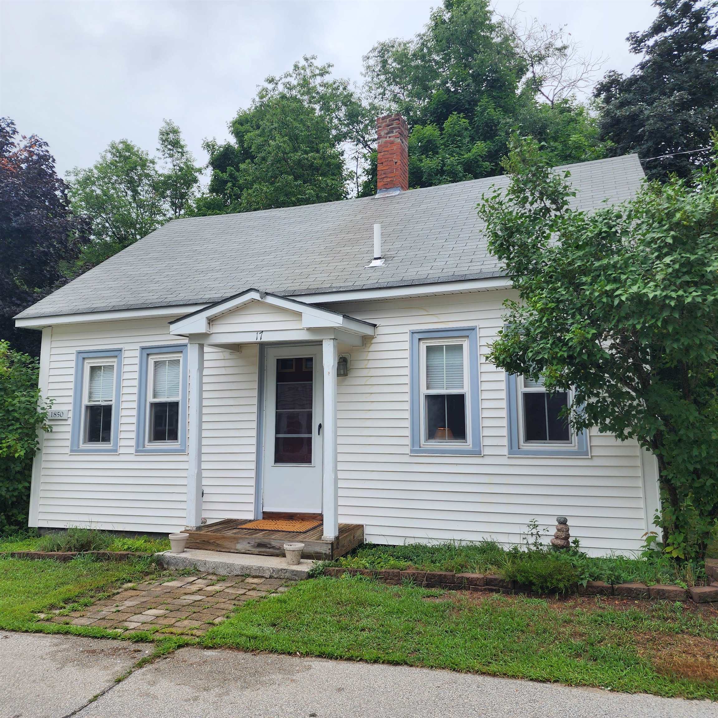 Photo of 17 Sleepy Street Newbury NH 03255