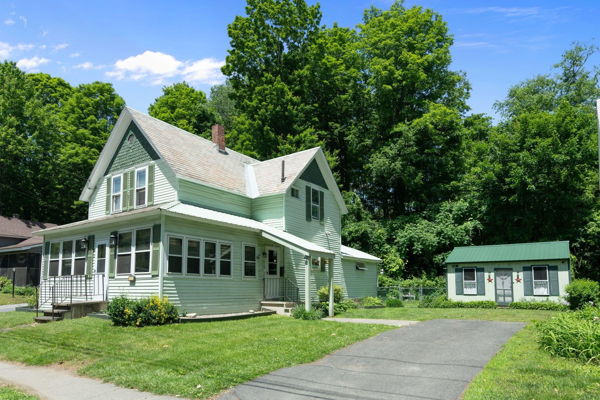 91 PINE STREET, BRATTLEBORO, VT 05301 ⋆ Sherwood Real Estate