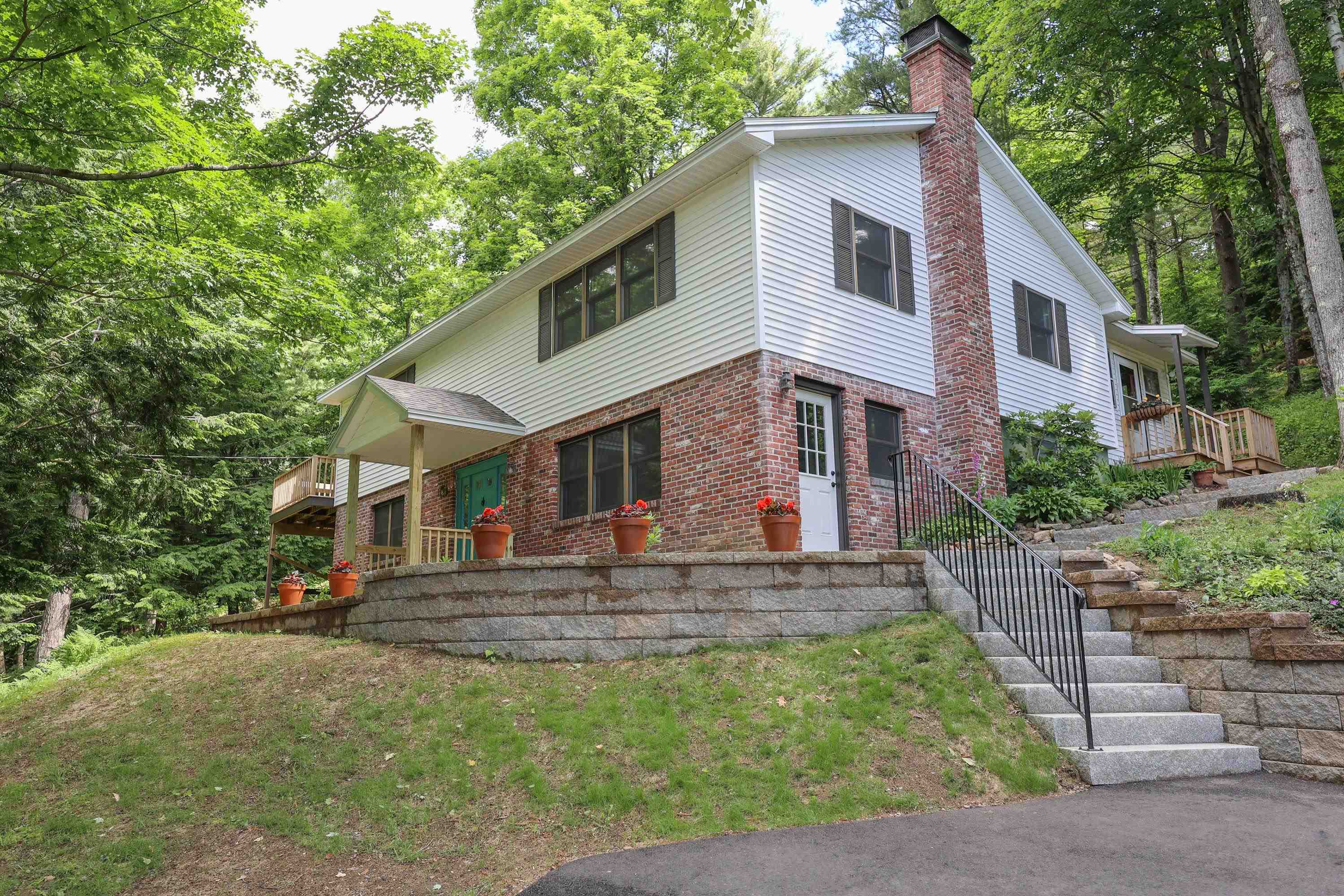 Featured Listing Photo