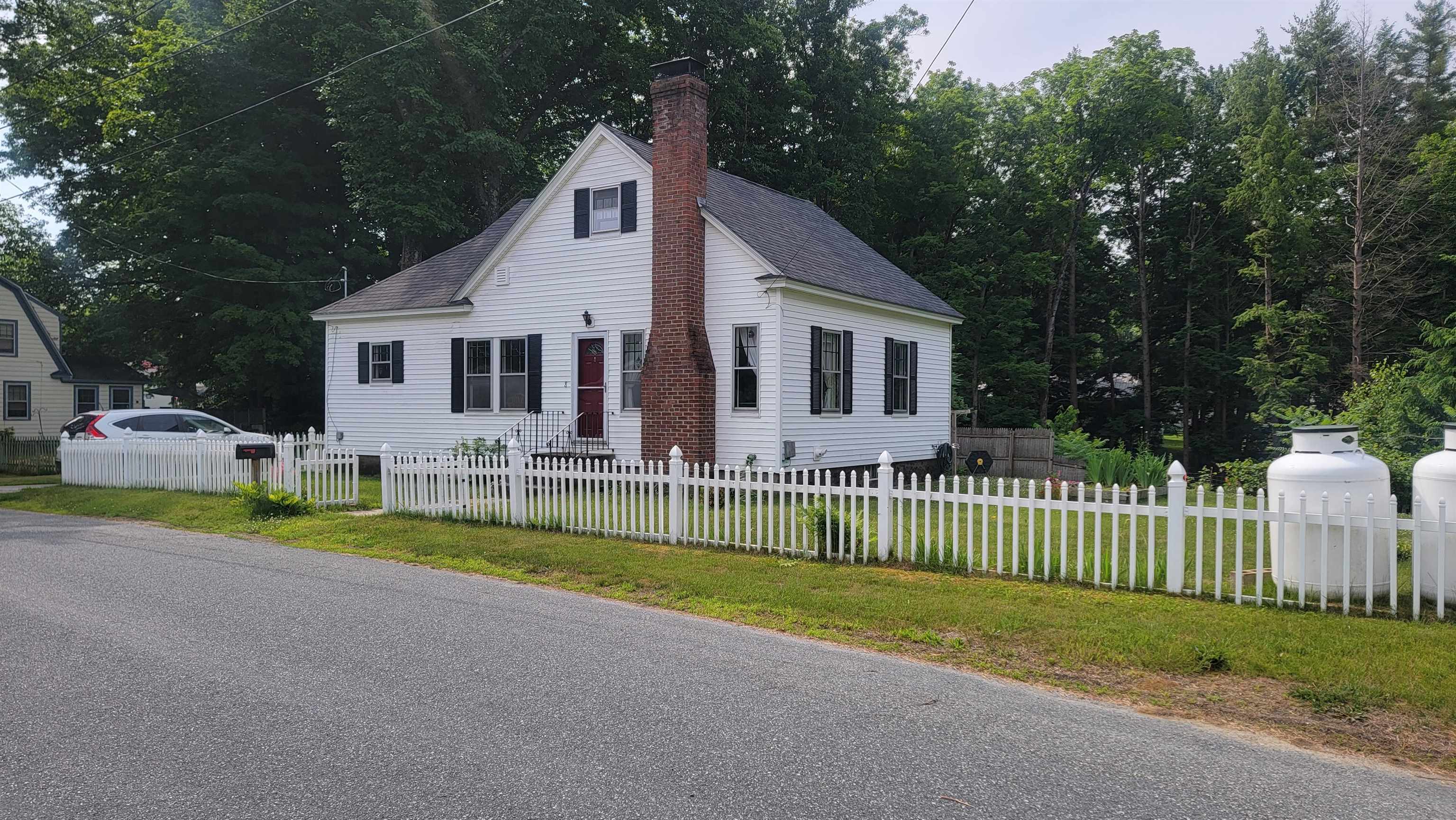 Photo of 8 Wildwood Avenue Claremont NH 03743