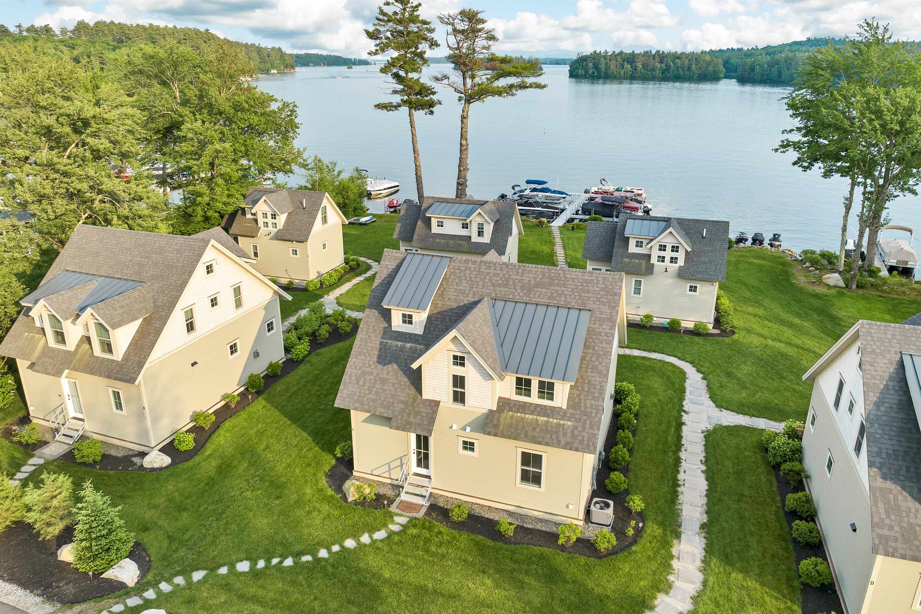 MLS 5001903: 14 Lake Shore Drive, Moultonborough NH