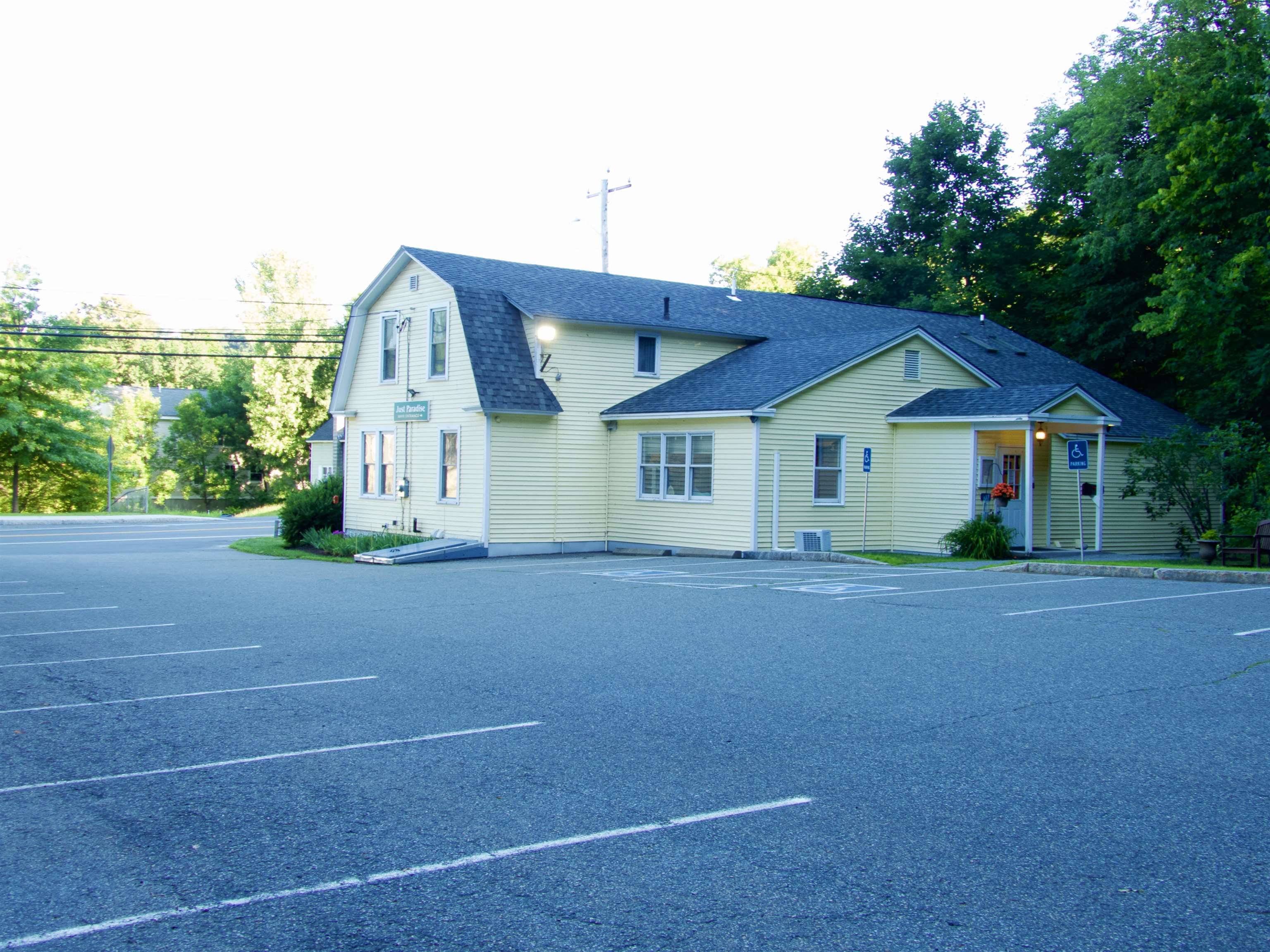 89 South Main Street Lebanon NH 03784 Commercial 899,000
