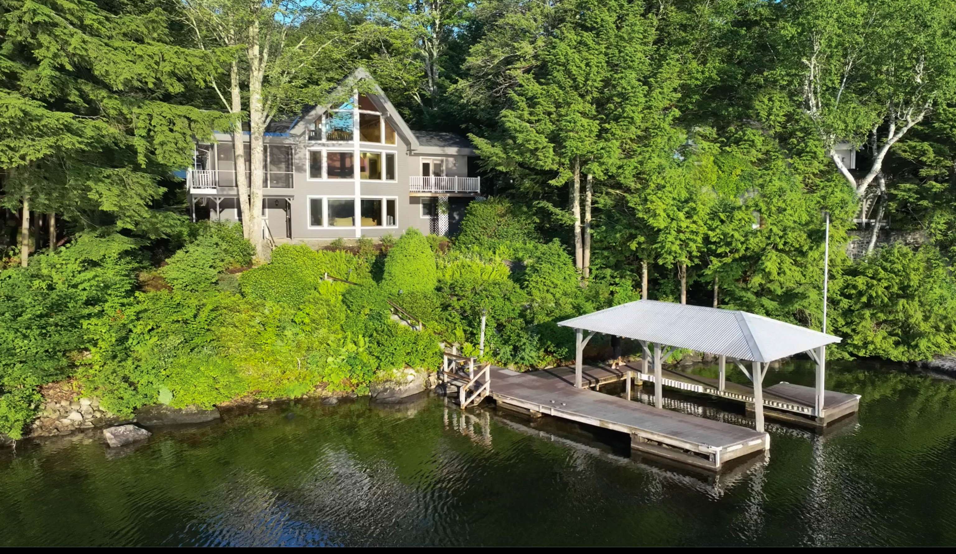 Photo of 31 Westwood Road Sunapee NH 03782