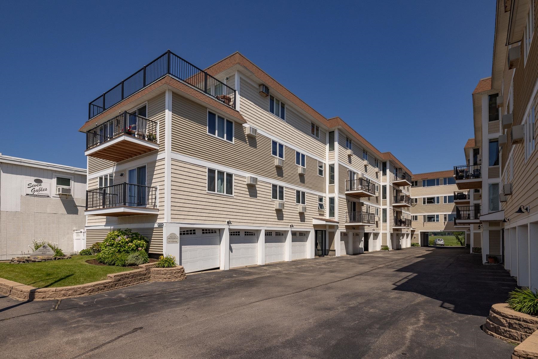 Photo of 407 Ocean Boulevard Hampton NH 03842