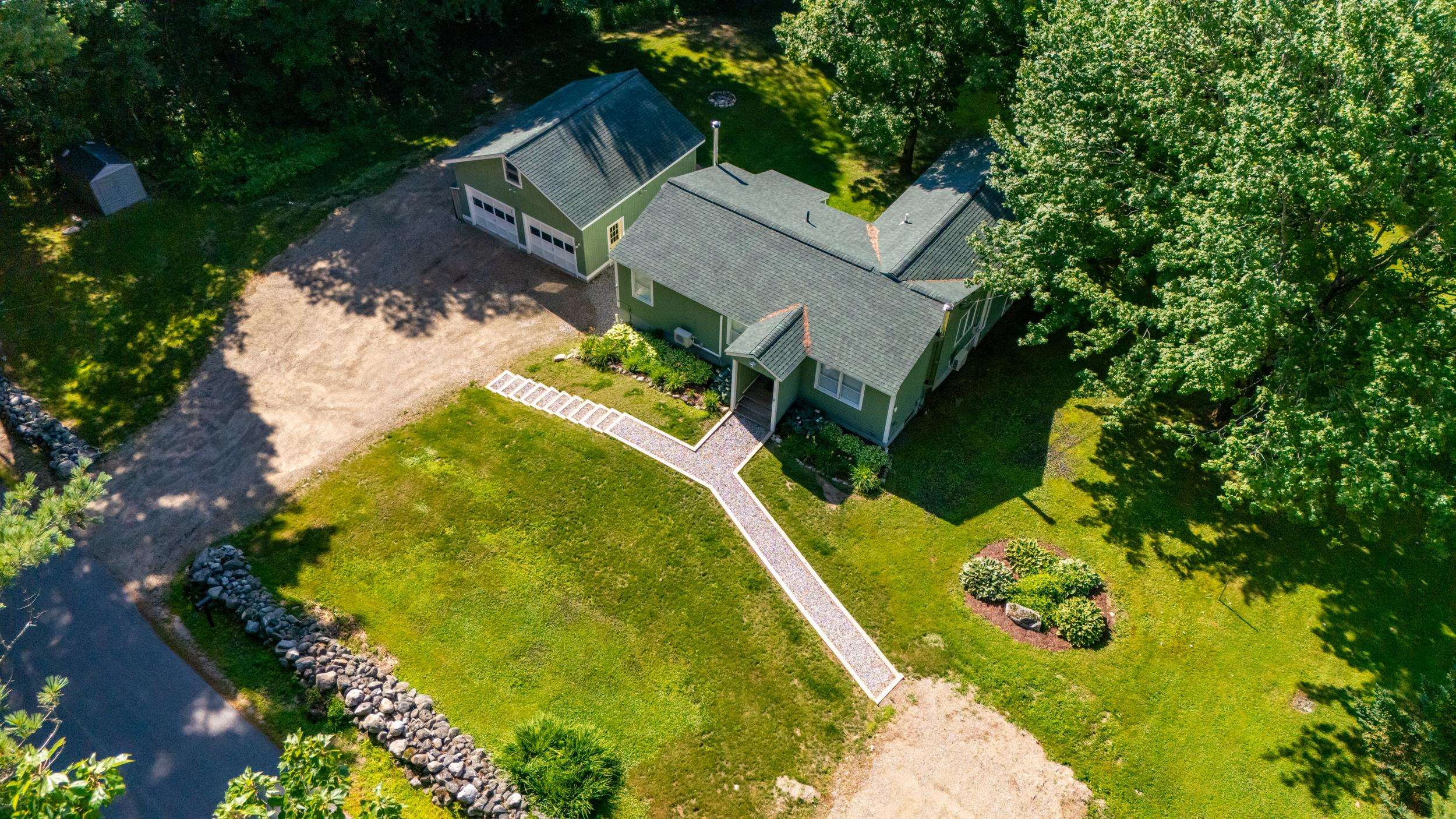 Photo of 327 Vittum Hill Road Sandwich NH 03227