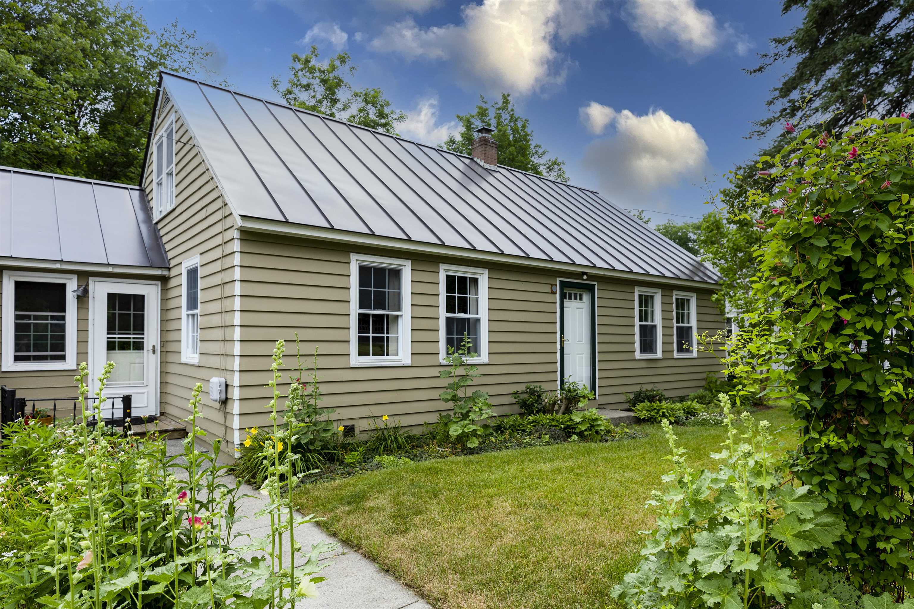 Photo of 15 Green Street Lebanon NH 03784