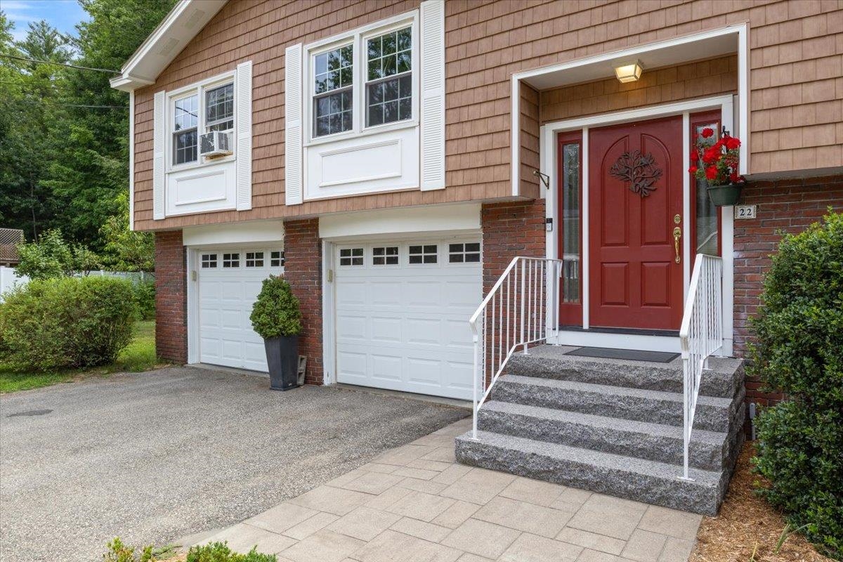 Photo of 22 Pleasant View Drive Exeter NH 03833
