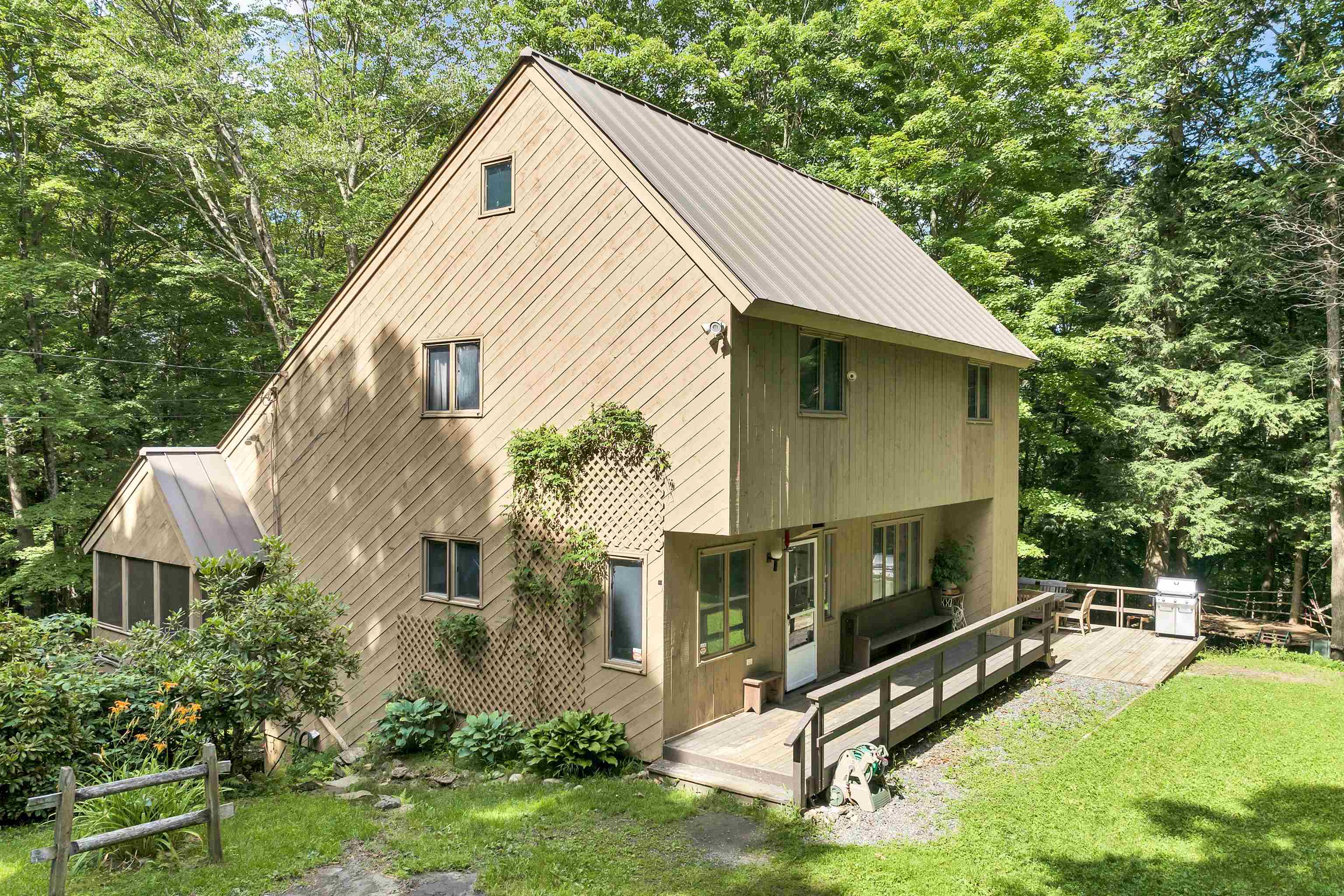 Woodstock Quechee VT Homes For Sale page 1