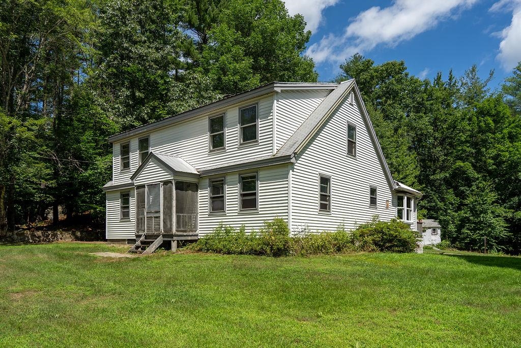 Pawtuckaway Lake Waterfront Real Estate For Sale