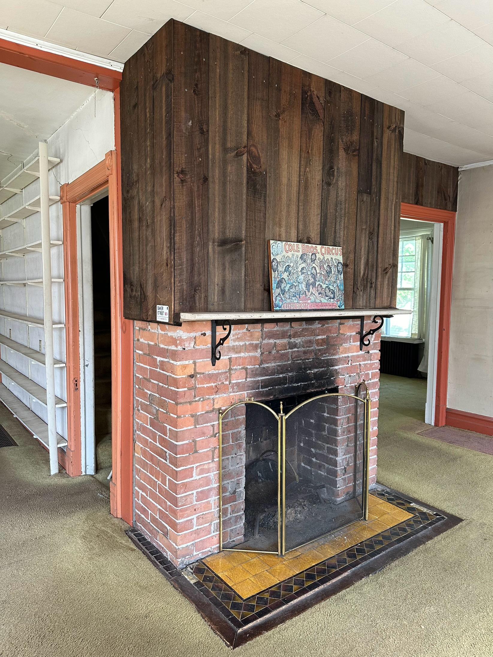 Living room with fireplace