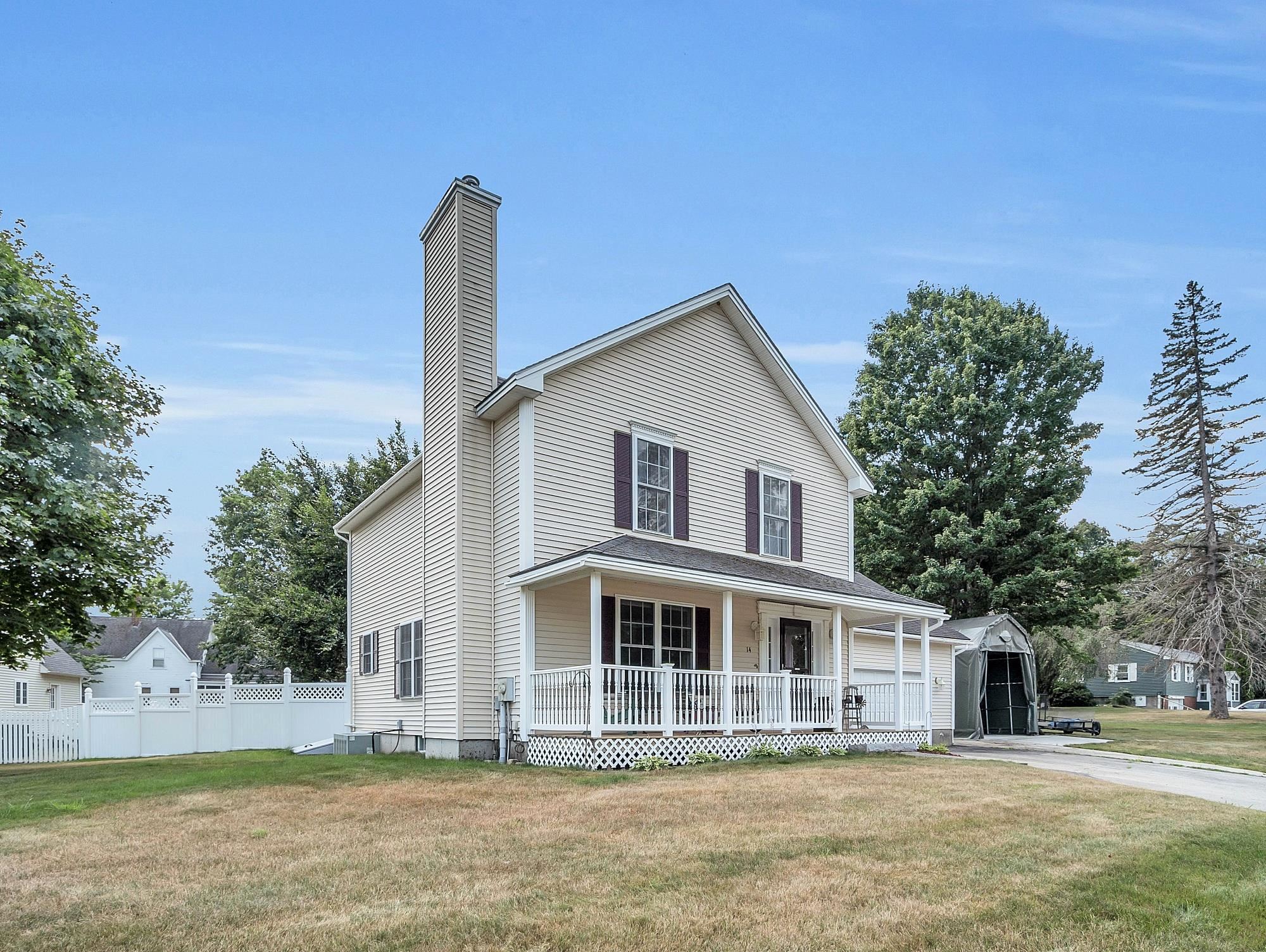 Photo of 14 Osgood Road Milford NH 03055