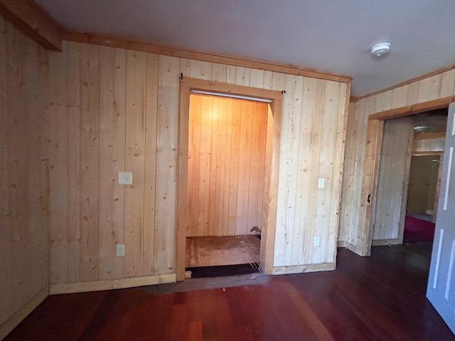 Photo 19 of 32
