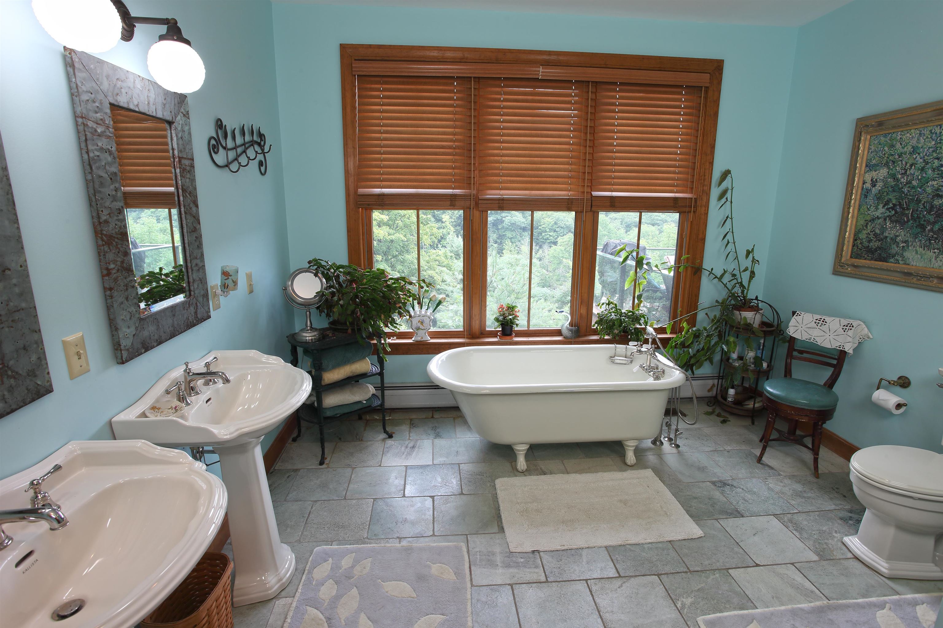Full bath claw foot tub and shower