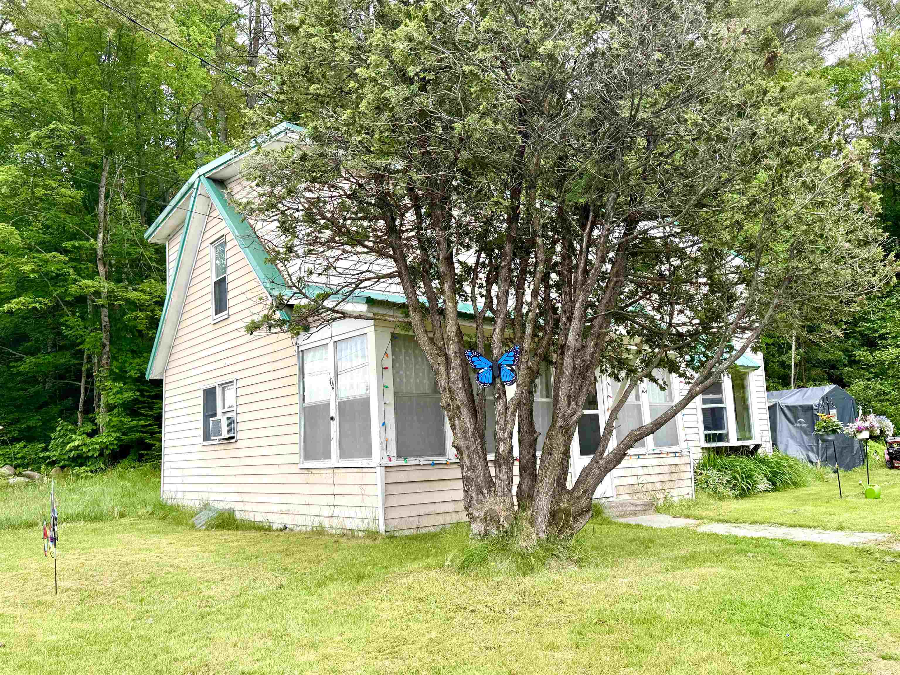 Photo of 104 Union Street Whitefield NH 03598