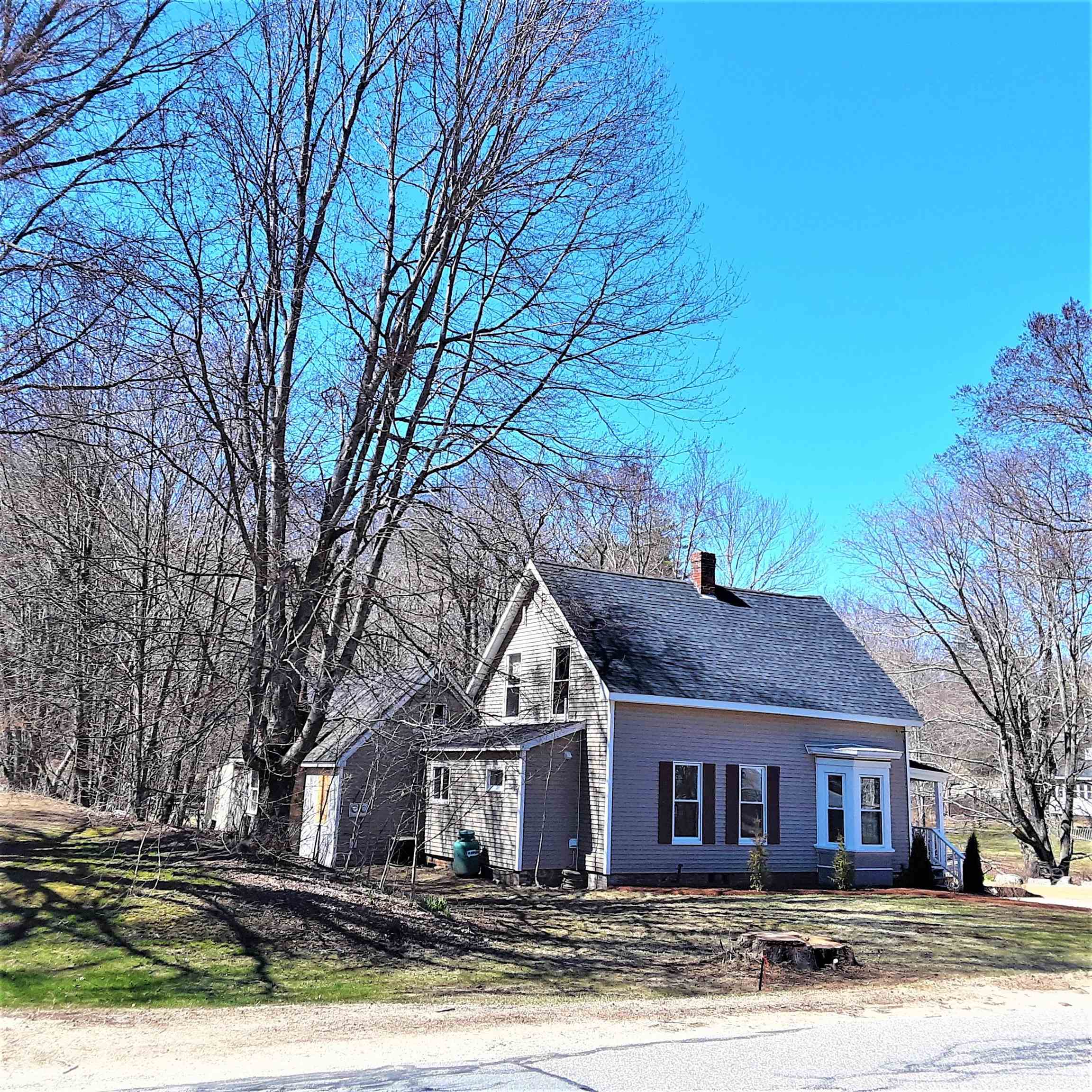 Photo of 7 Sandown Road Fremont NH 03044