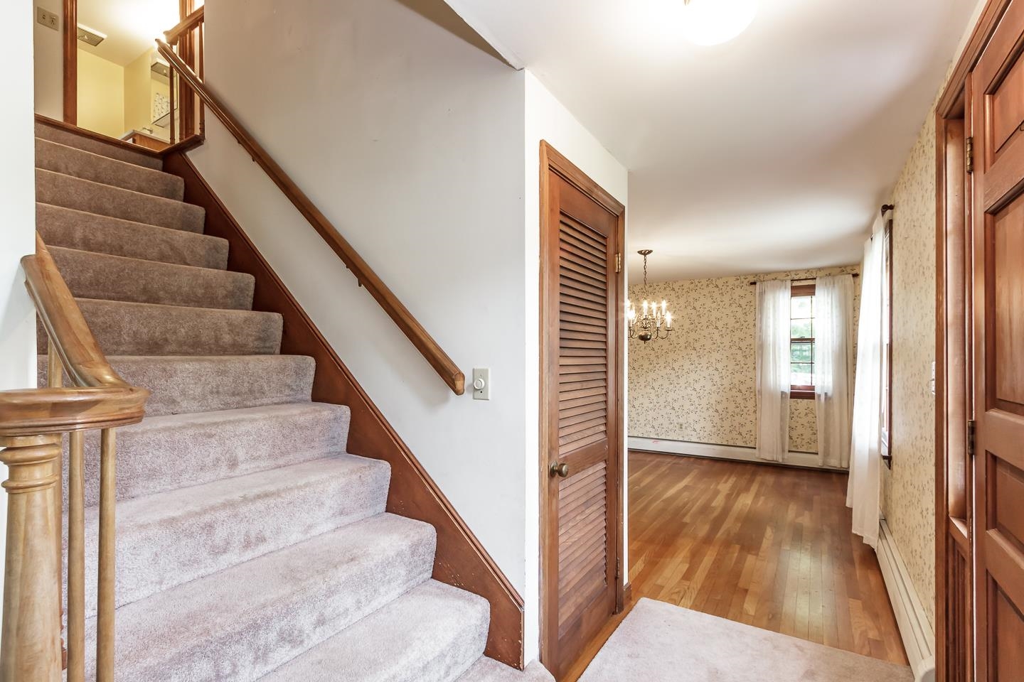 4 Rolling Ridge Road