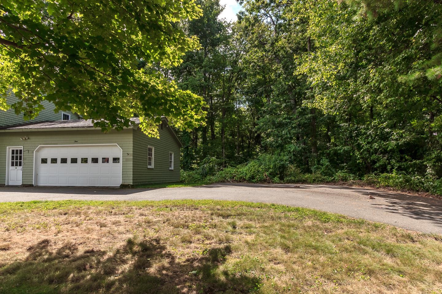 4 Rolling Ridge Road